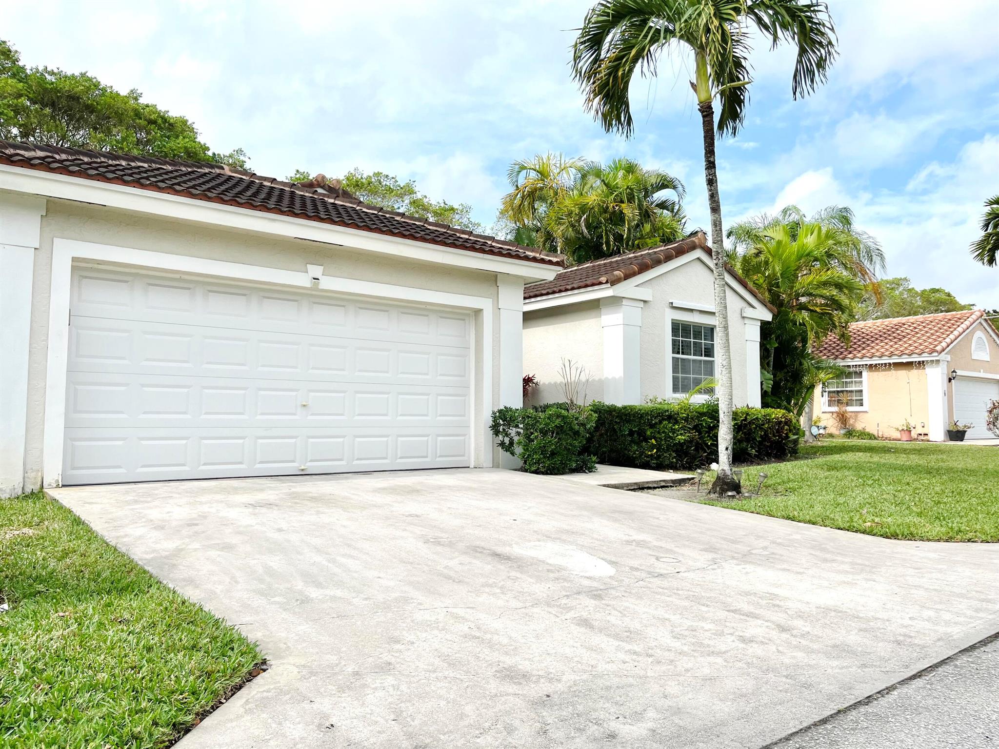 319 NW 48th Avenue