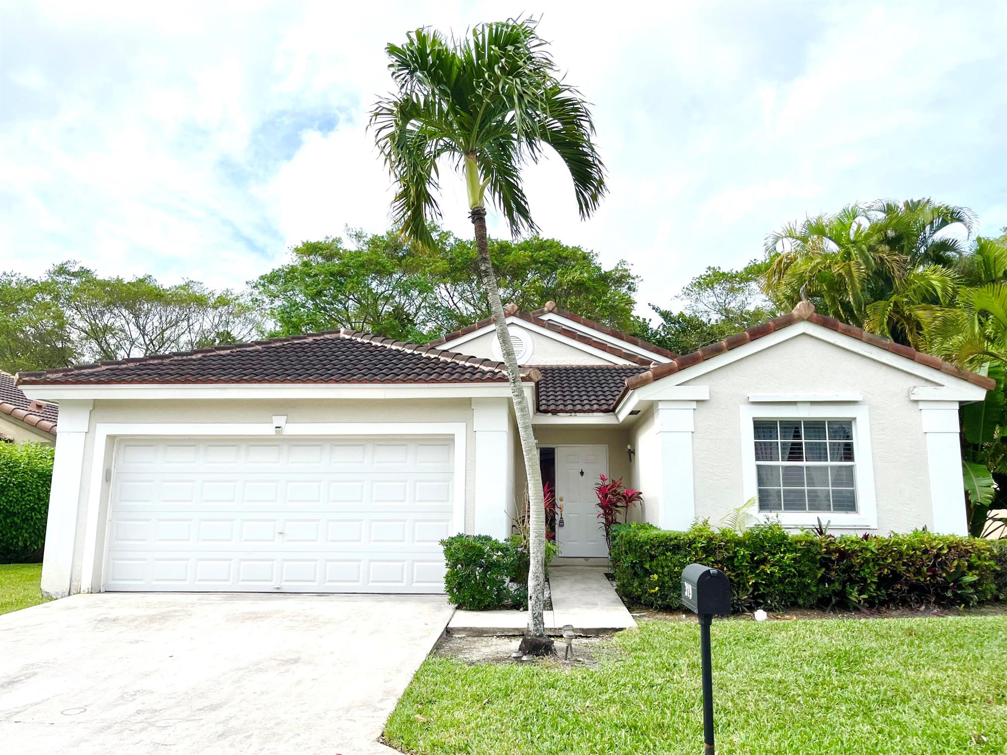319 NW 48th Avenue