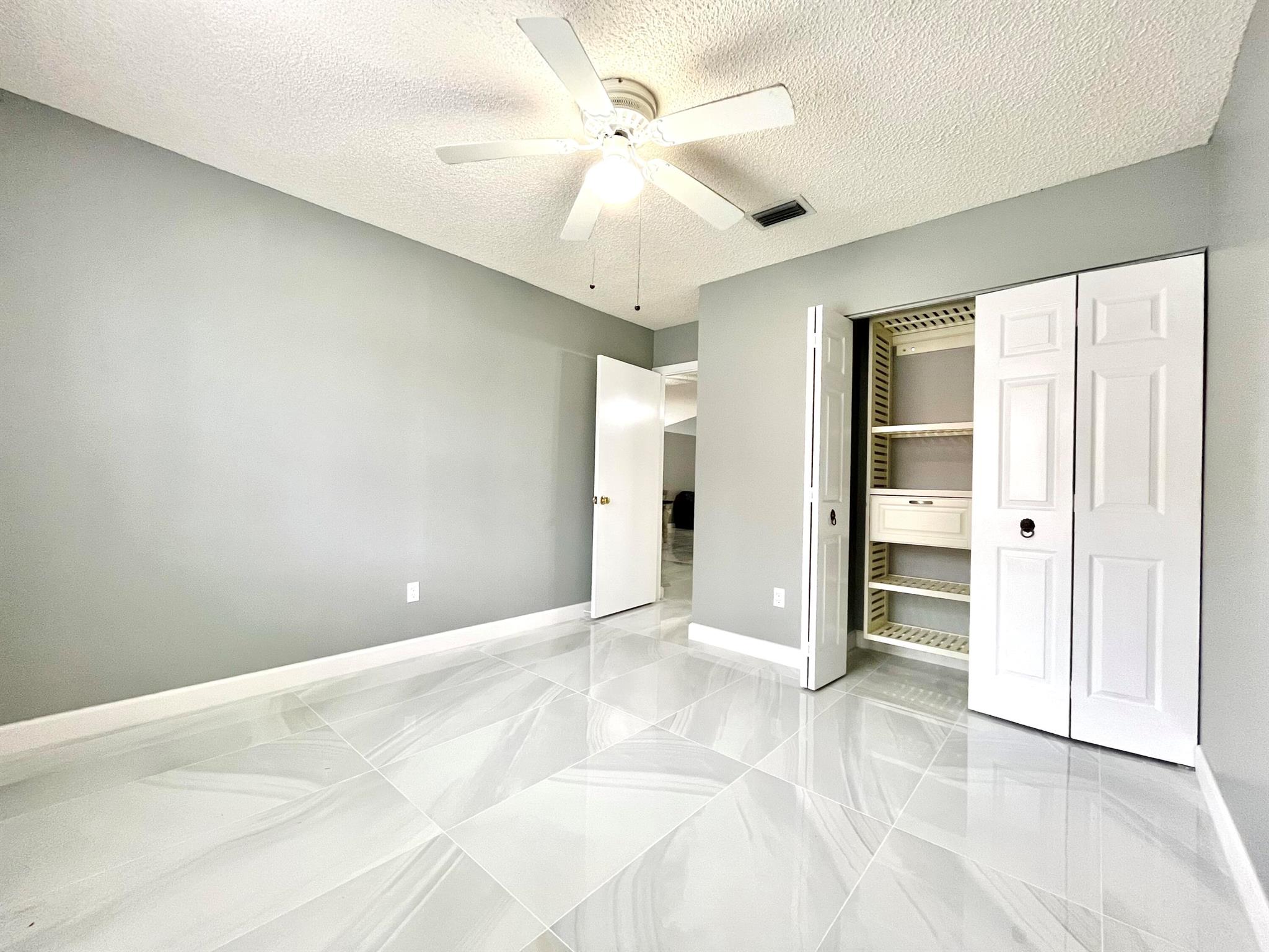 319 NW 48th Avenue