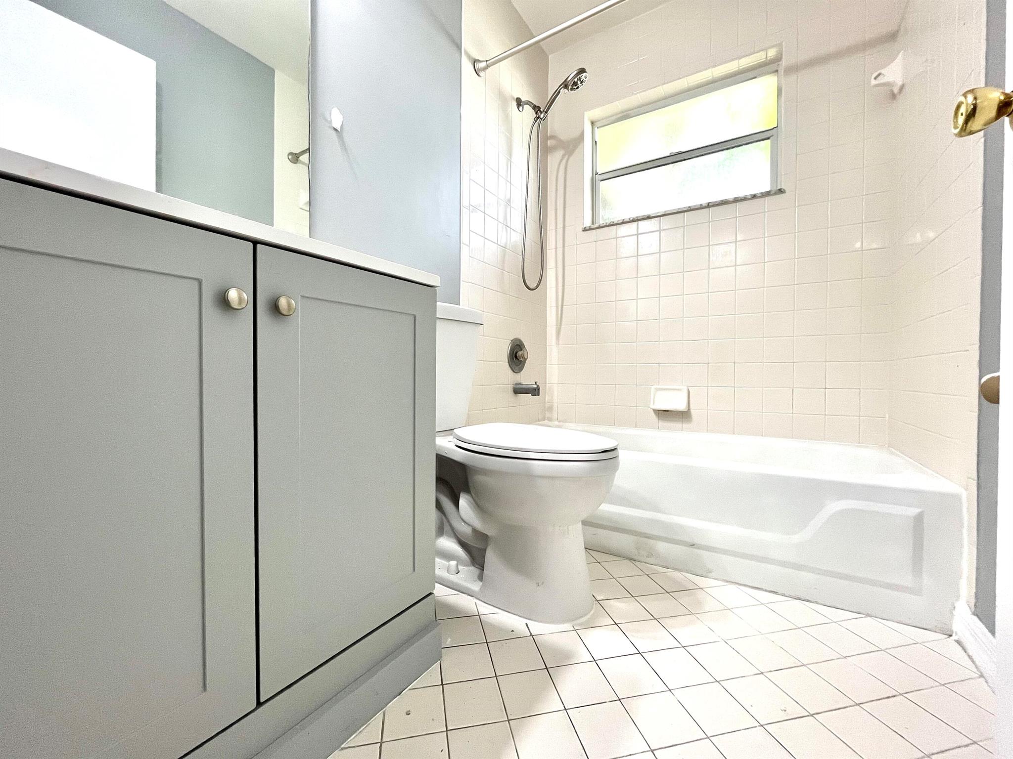319 NW 48th Avenue