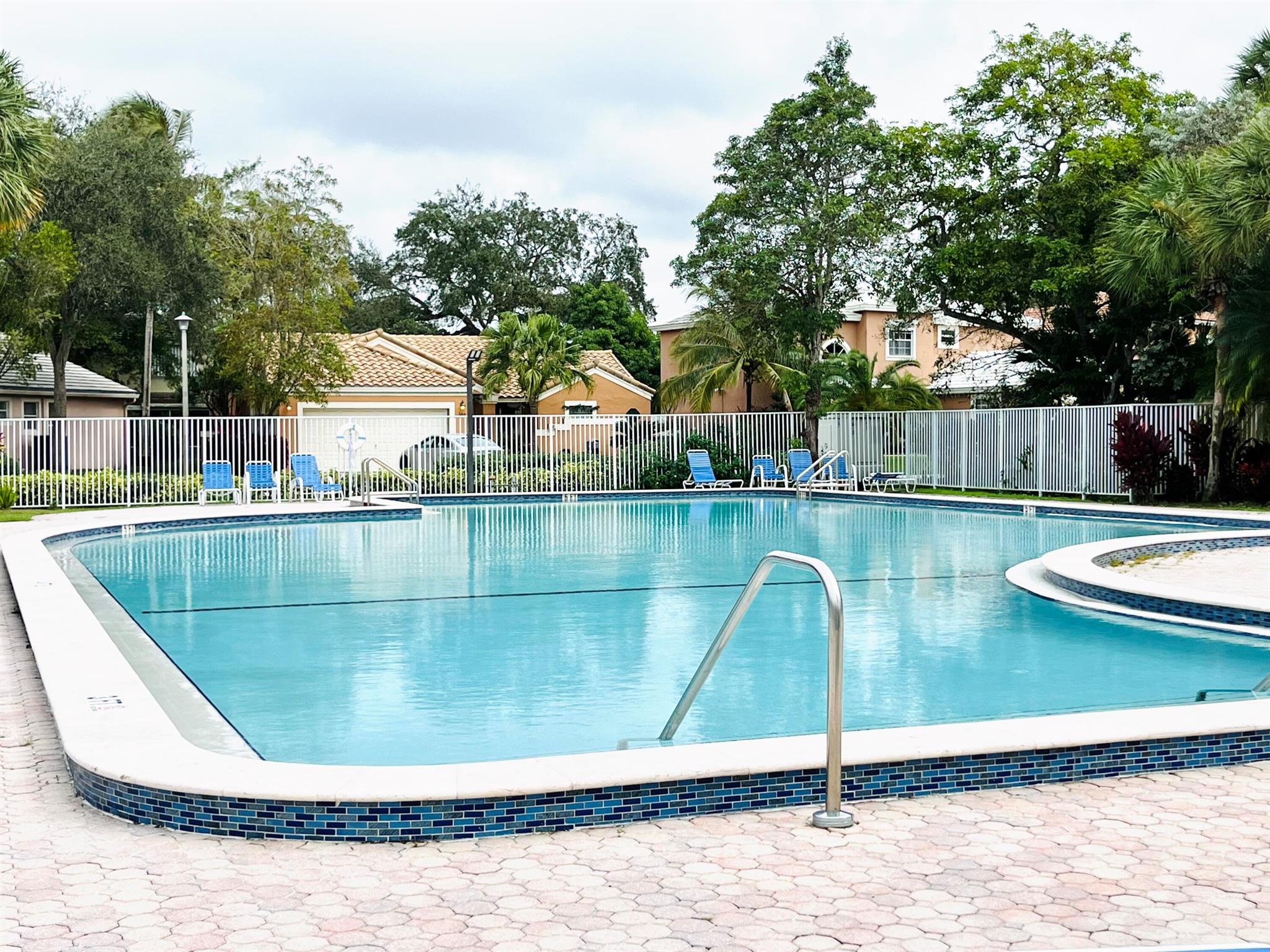 319 NW 48th Avenue
