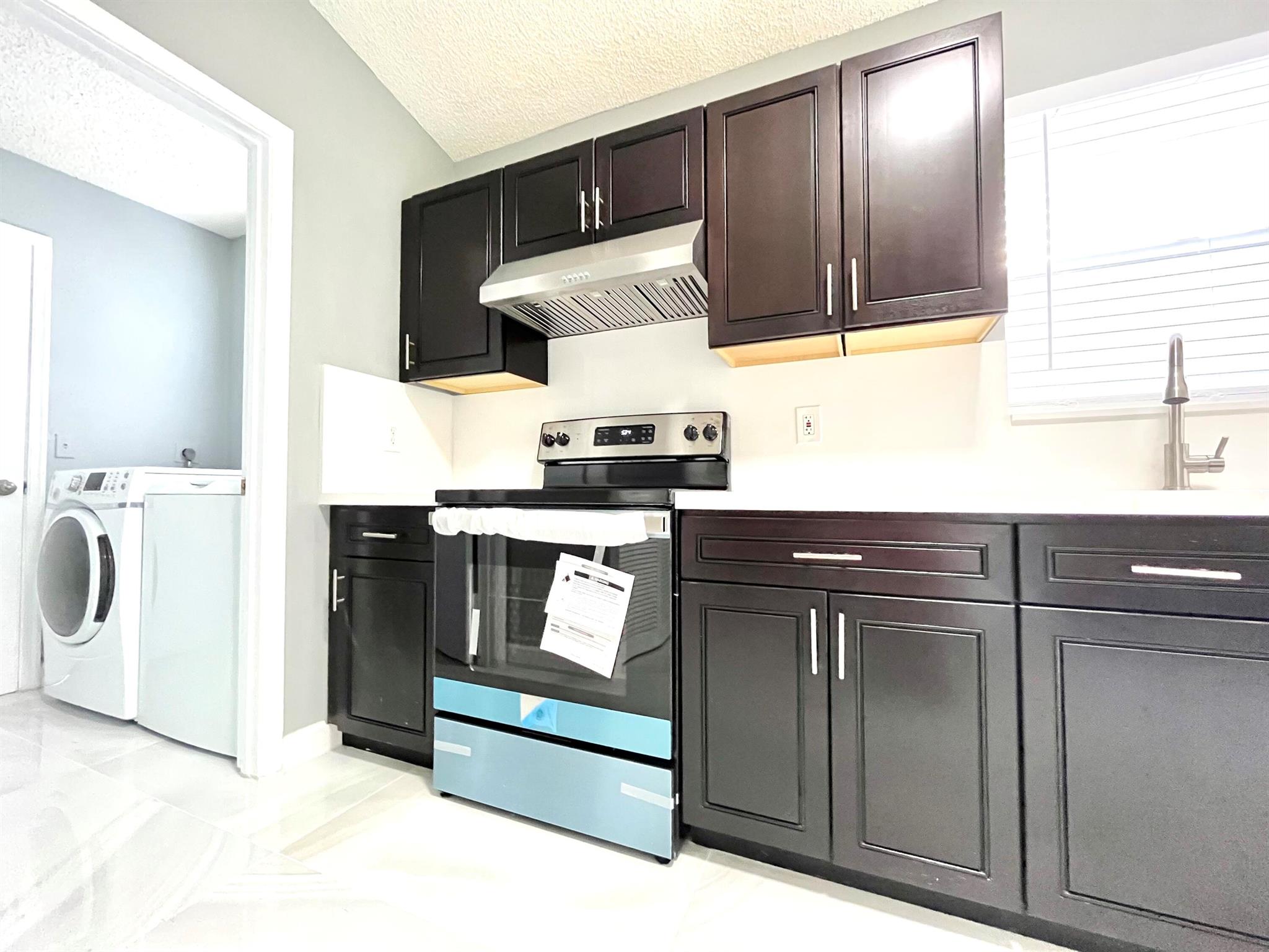 319 NW 48th Avenue