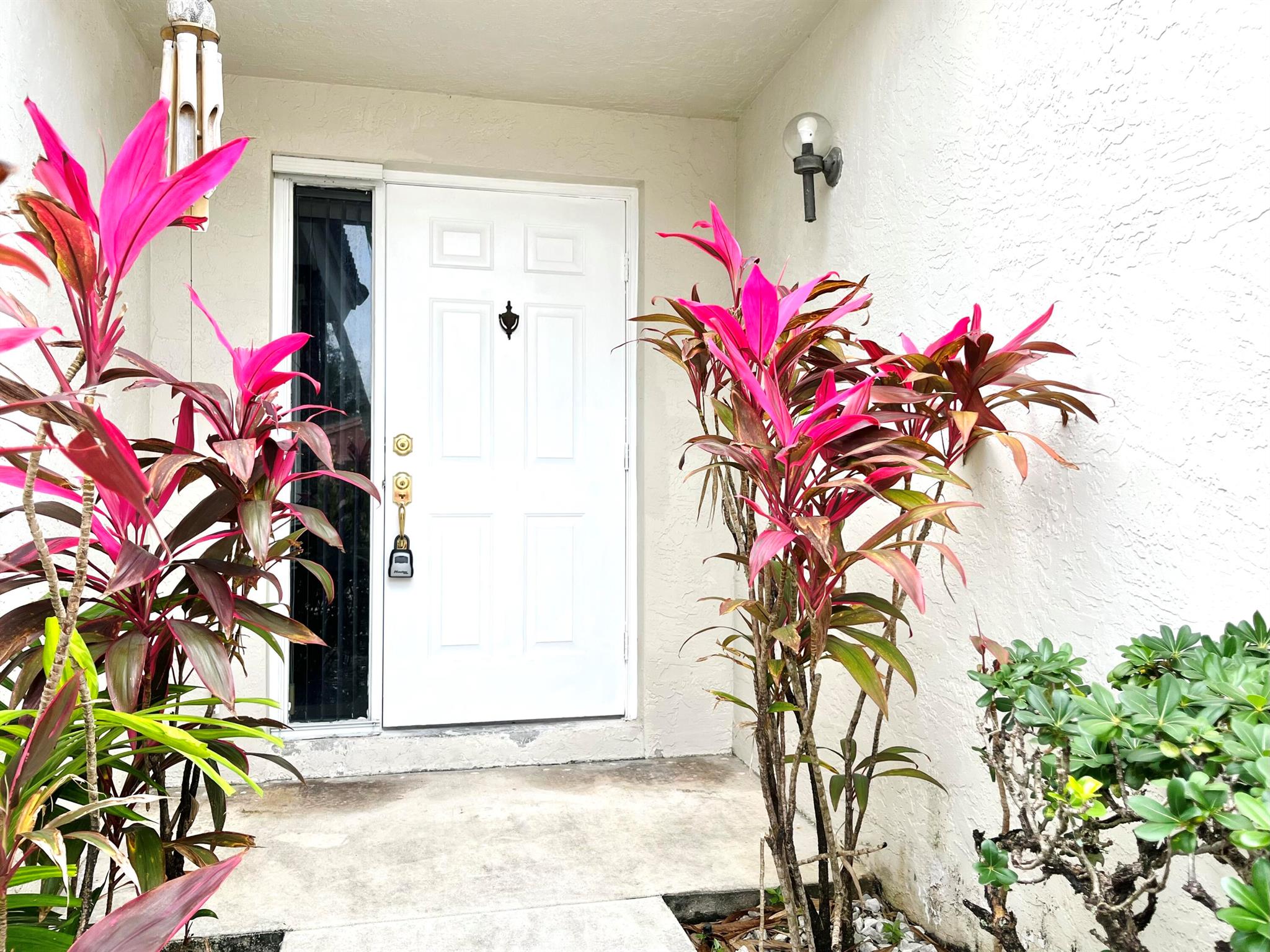 319 NW 48th Avenue