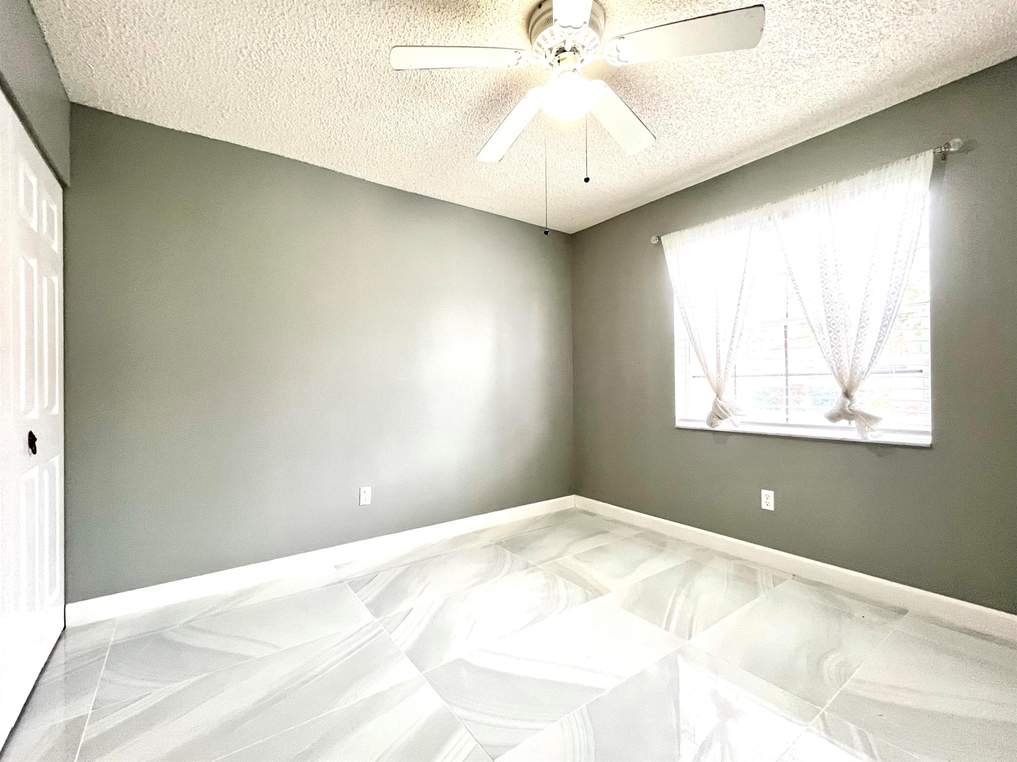 319 NW 48th Avenue