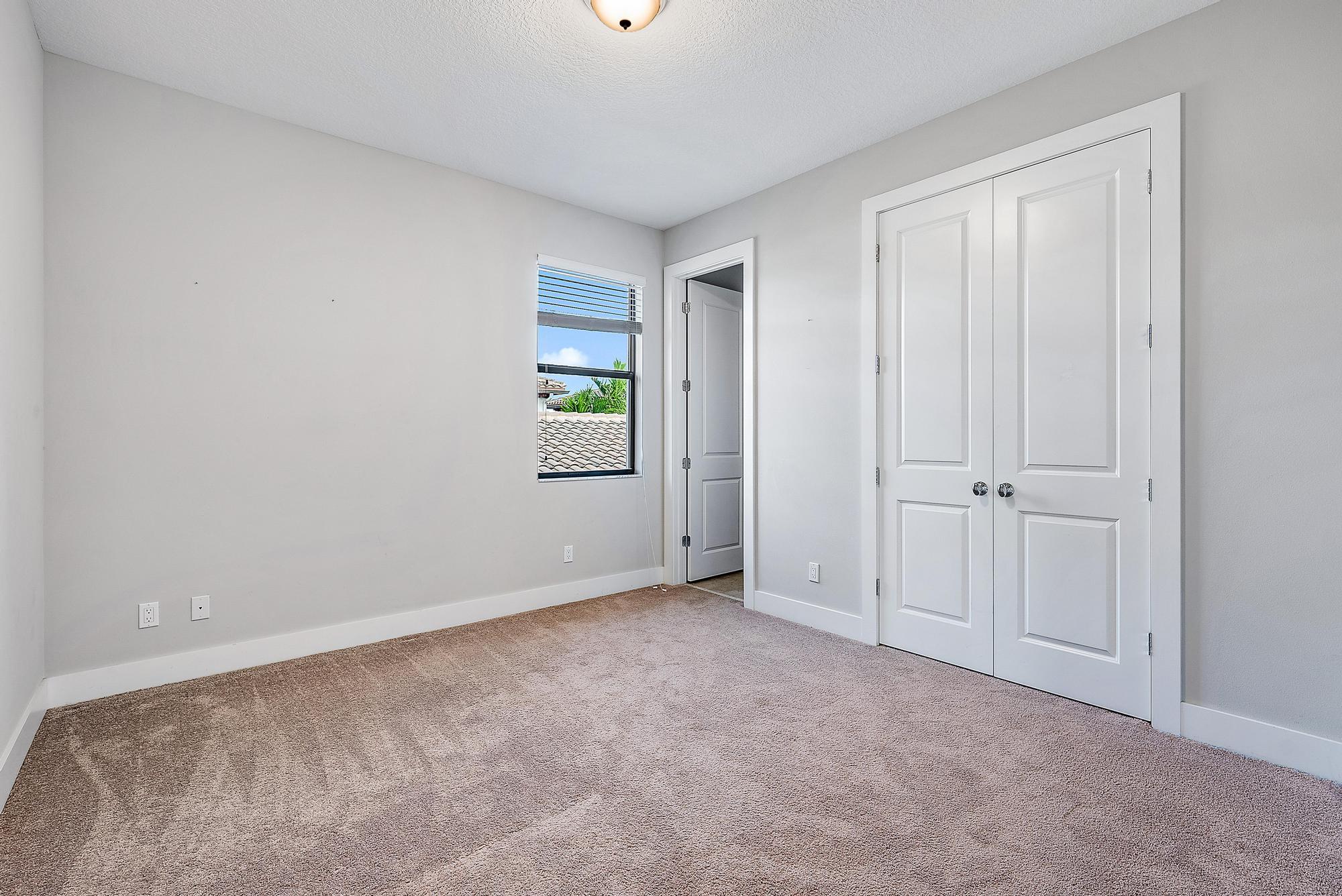 2086 Dickens Terrace