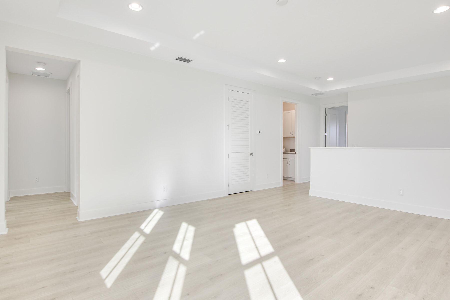 13483 Artisan Circle