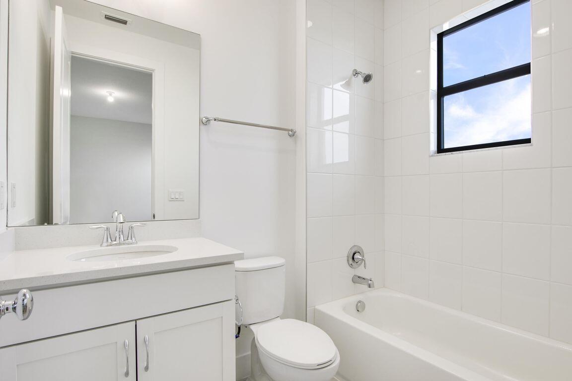13513 Artisan Circle