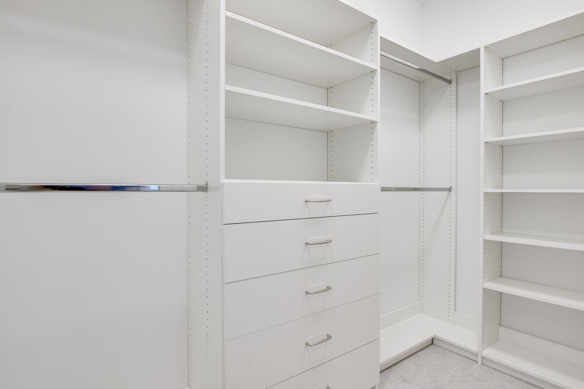 13513 Artisan Circle