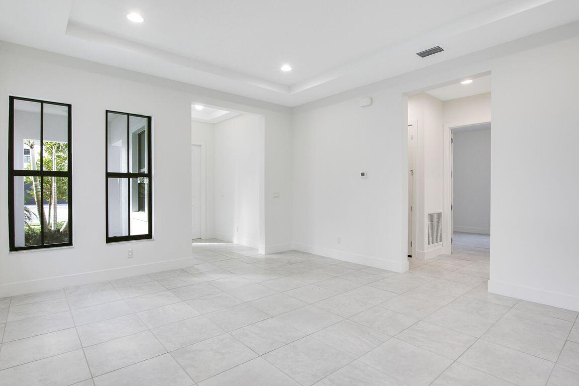 13513 Artisan Circle