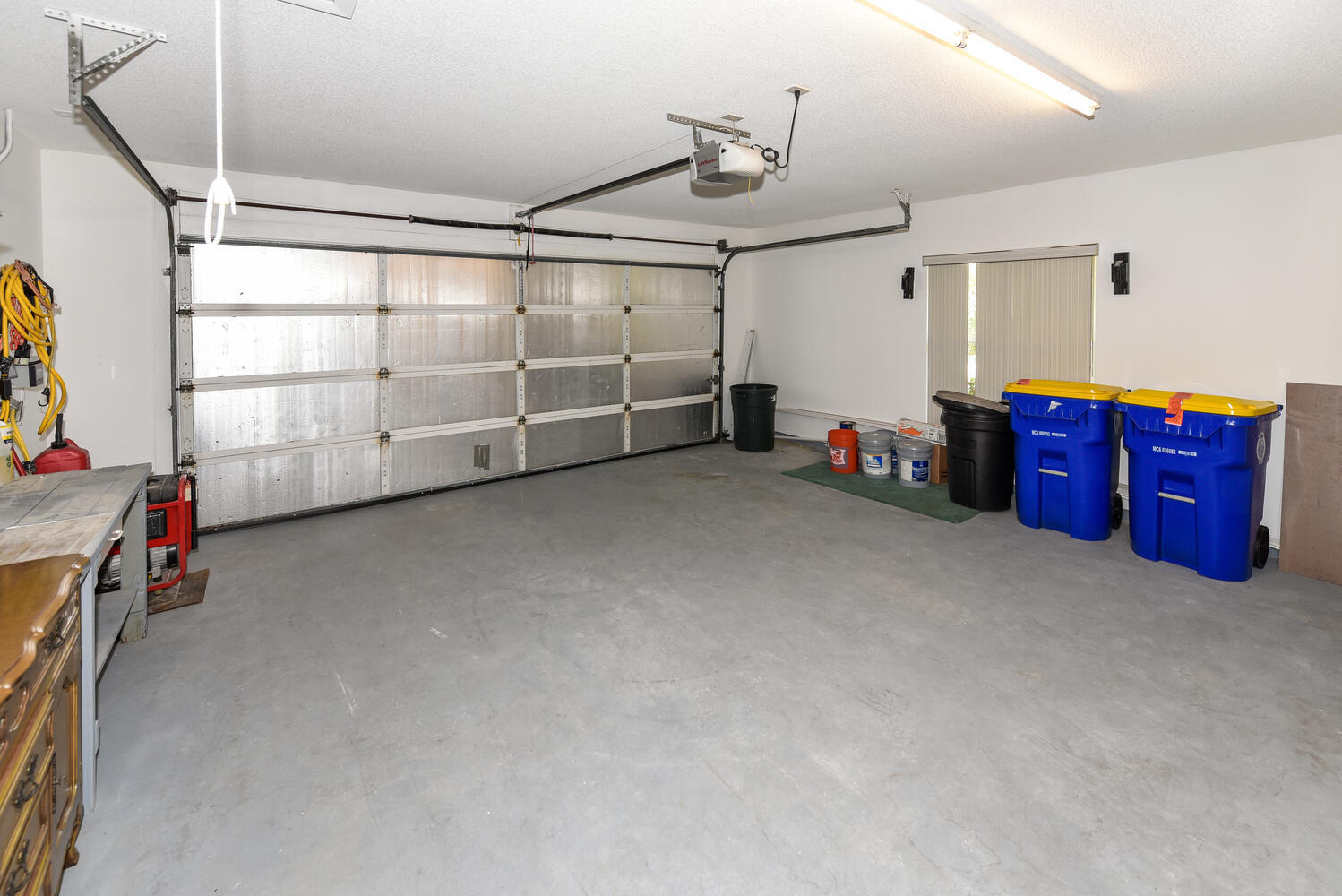 7447 SE Fiddlewood Lane