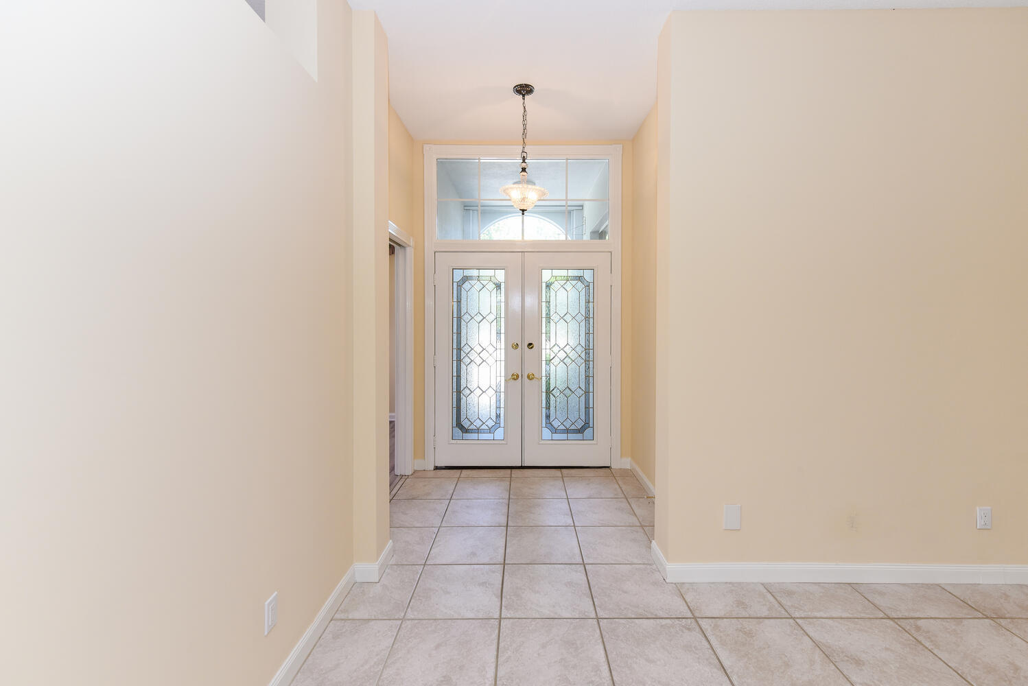 7447 SE Fiddlewood Lane