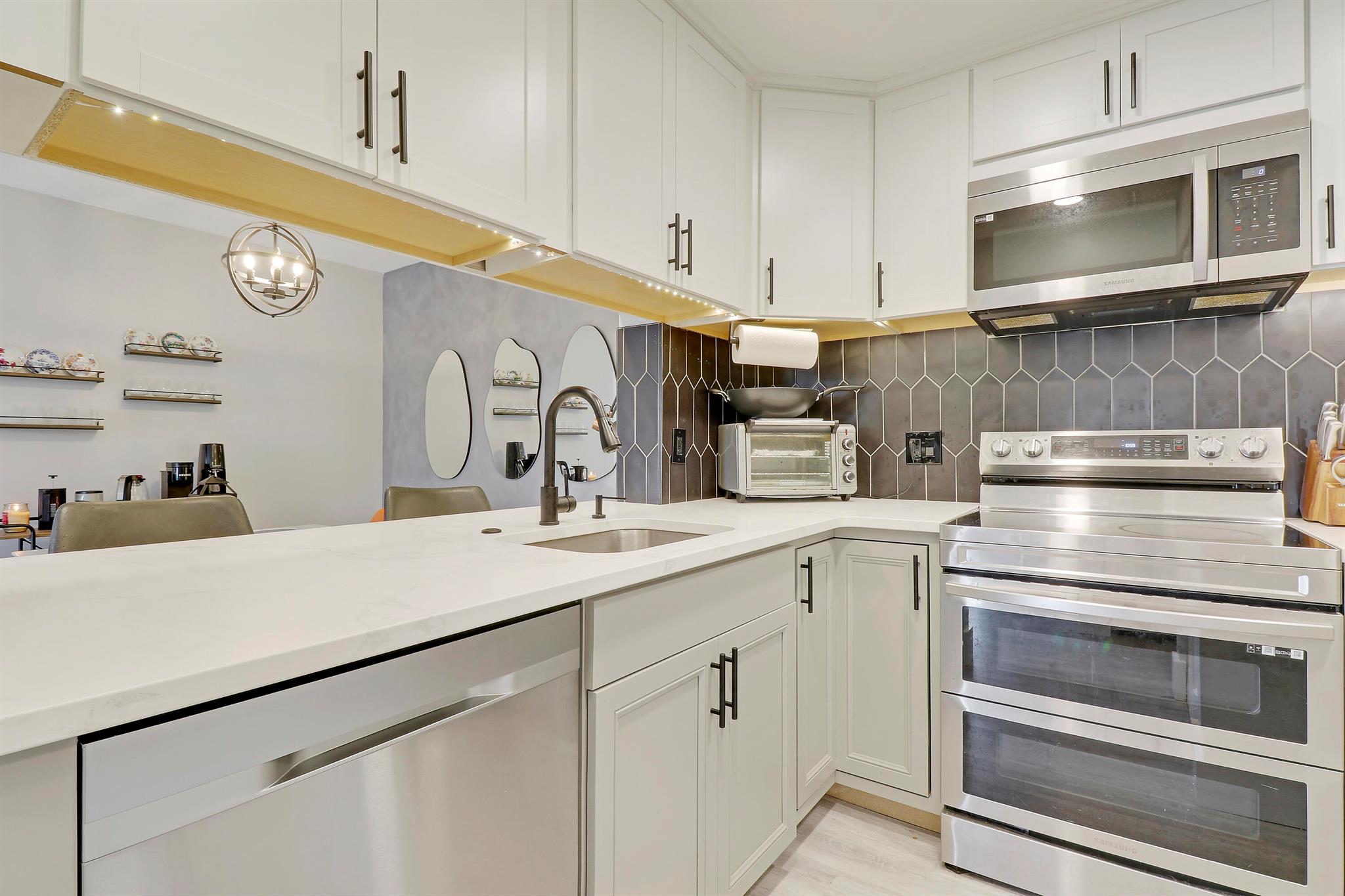 624 Sea Pine Way B1