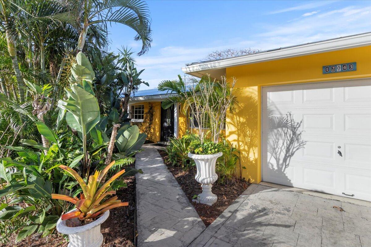 12043 Dolphin Drive