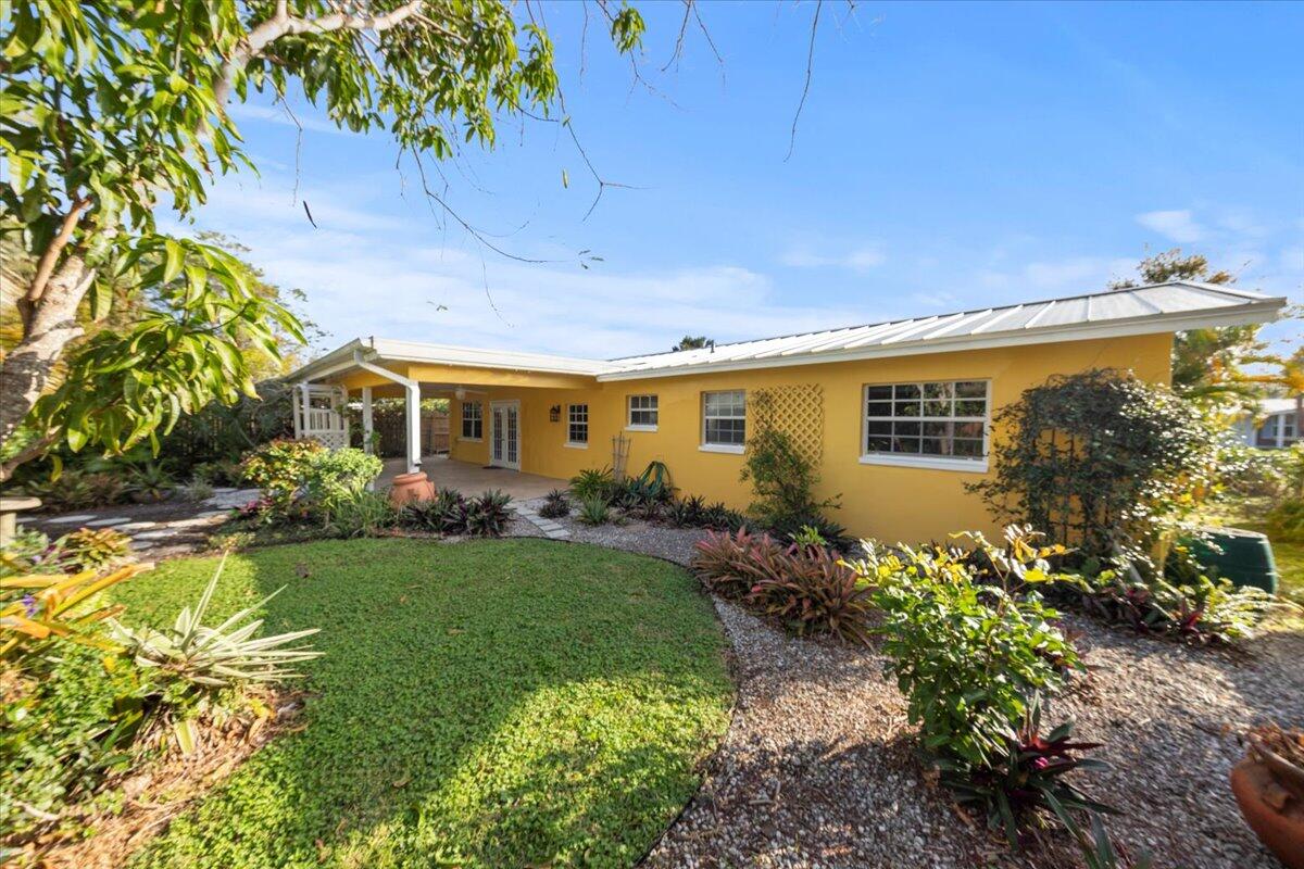 12043 Dolphin Drive