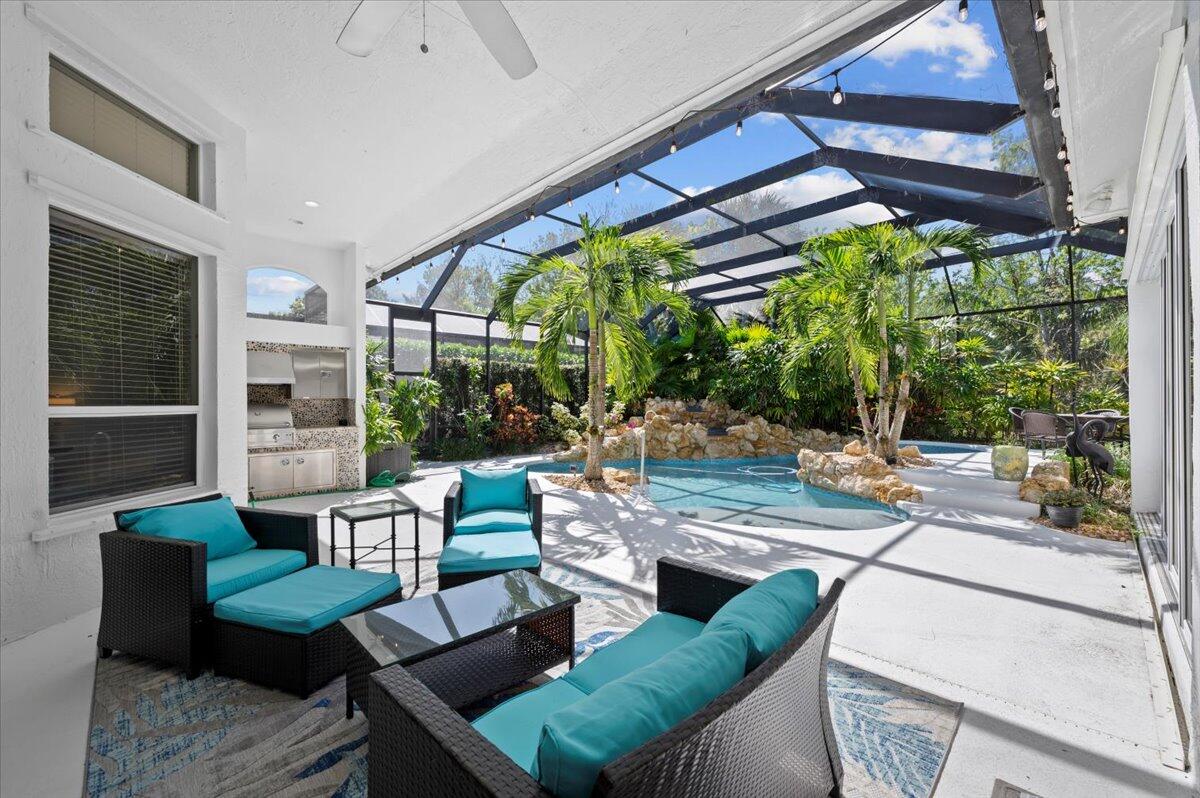 126 N River Drive W
