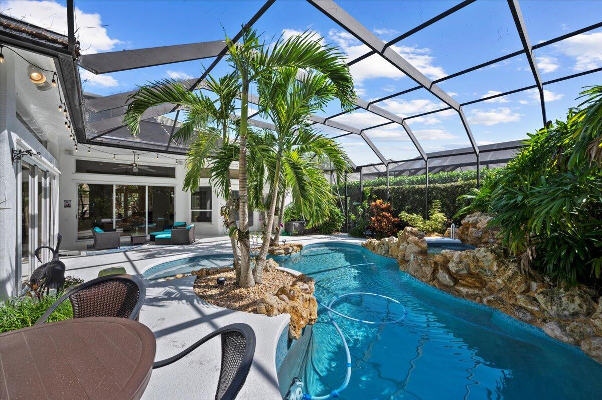126 N River Drive W