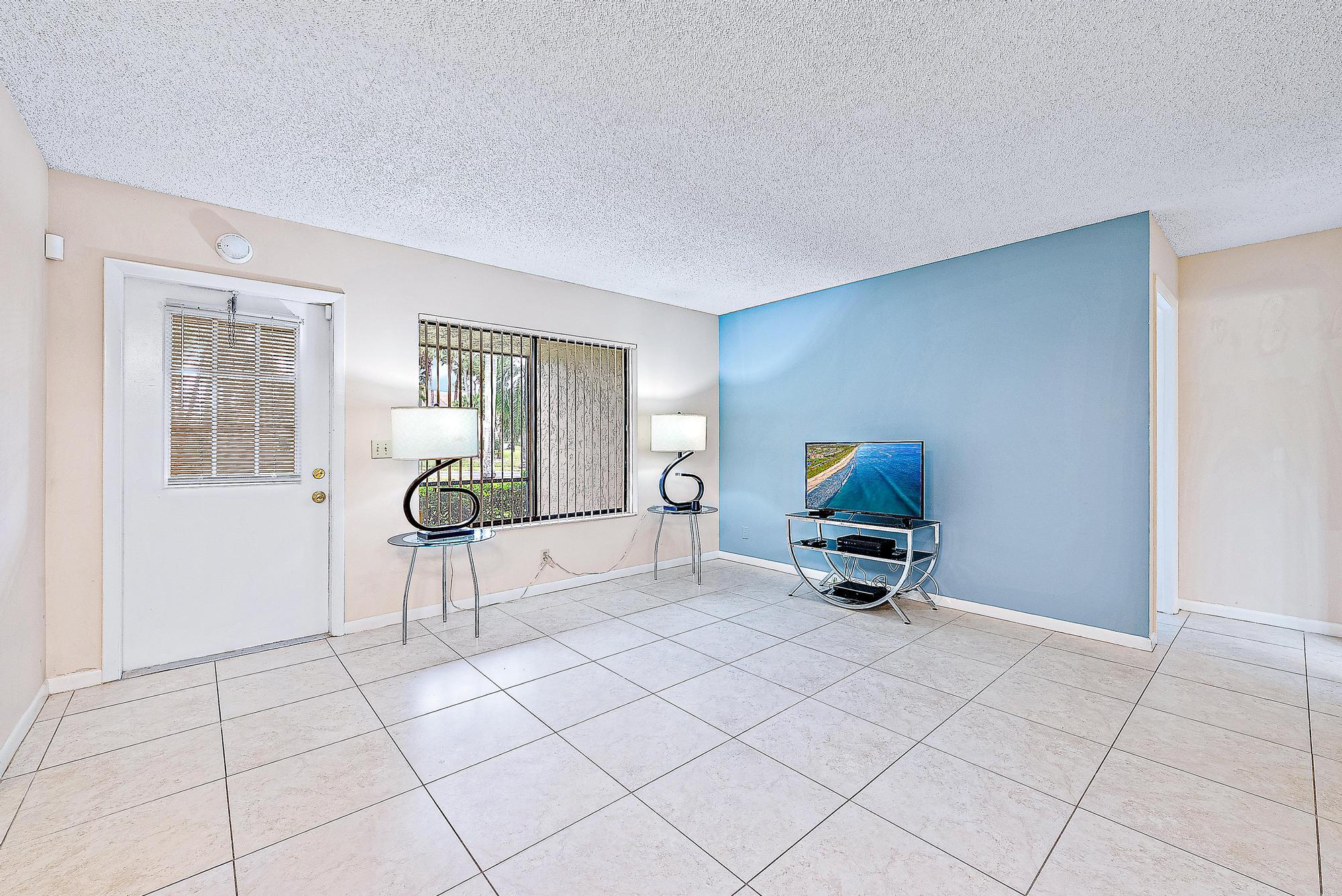 507 Shady Pine Way C1