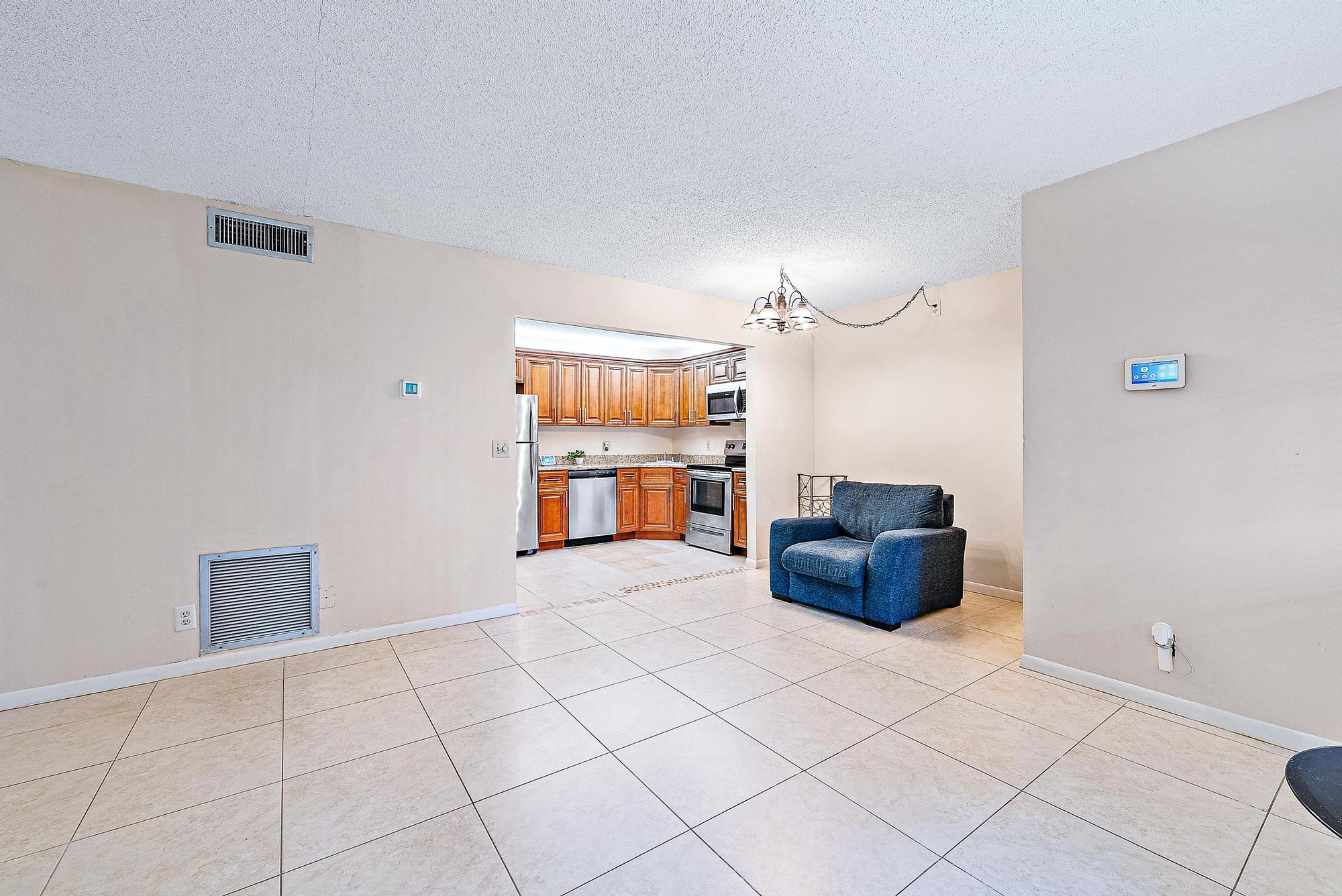 507 Shady Pine Way C1