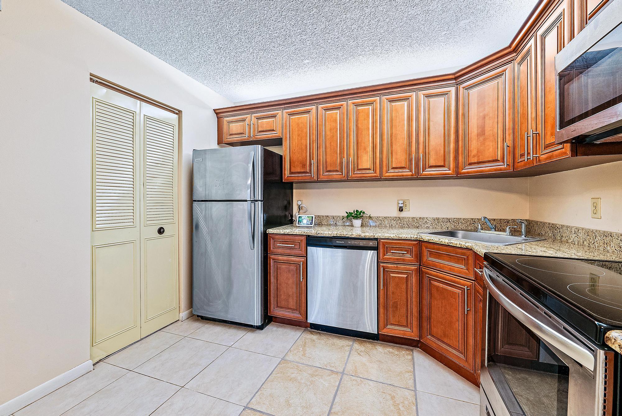 507 Shady Pine Way C1