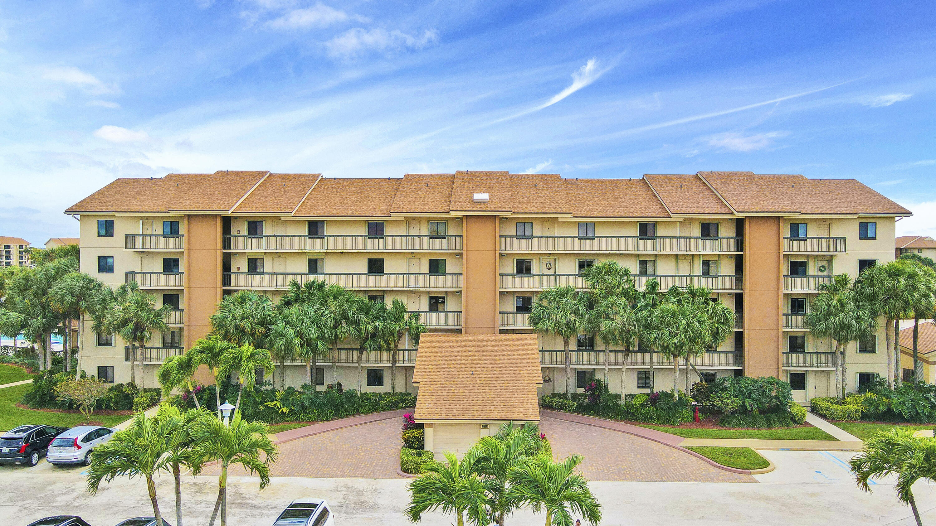 1601 Marina Isle Way 205