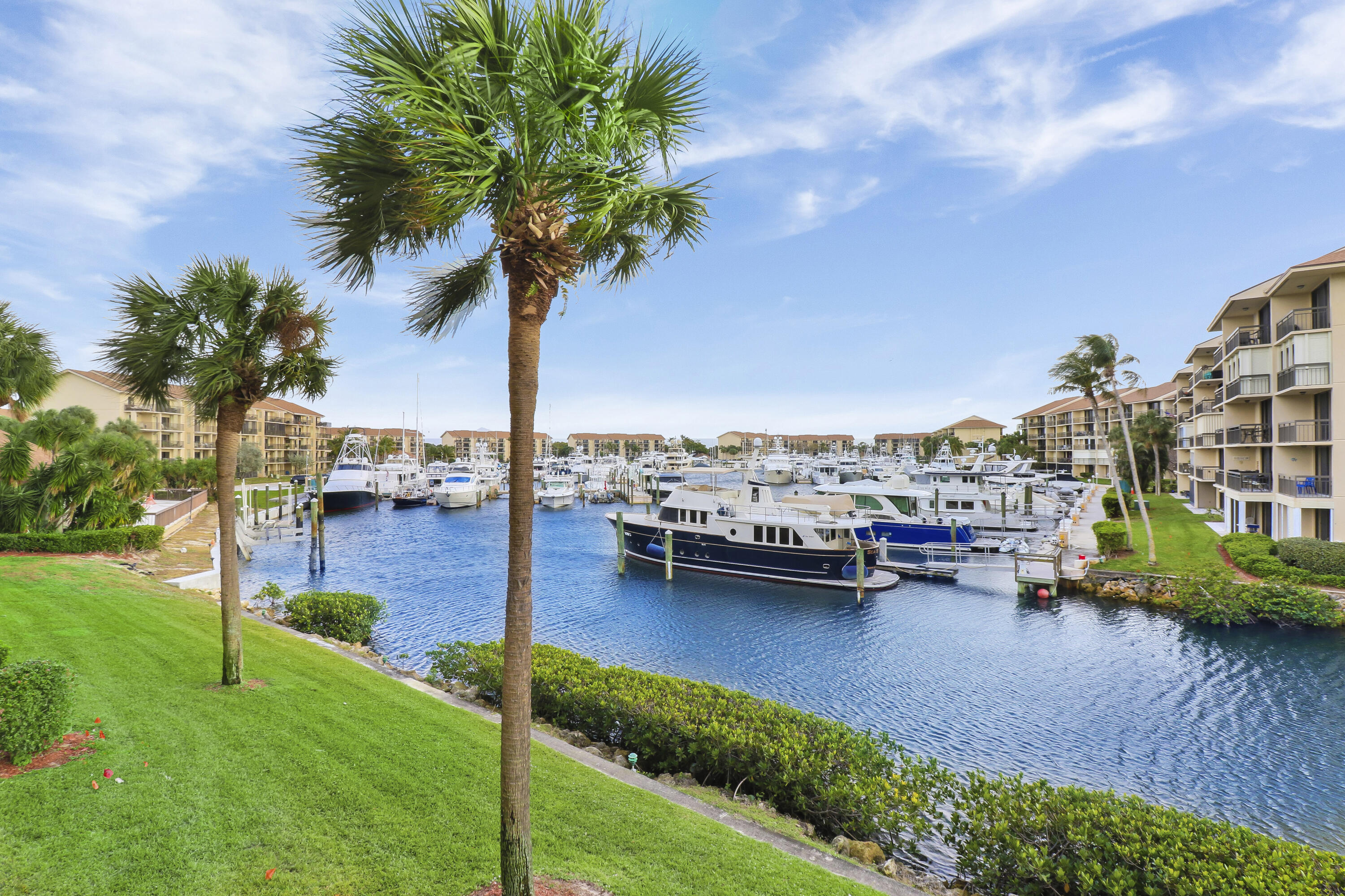 1601 Marina Isle Way 205