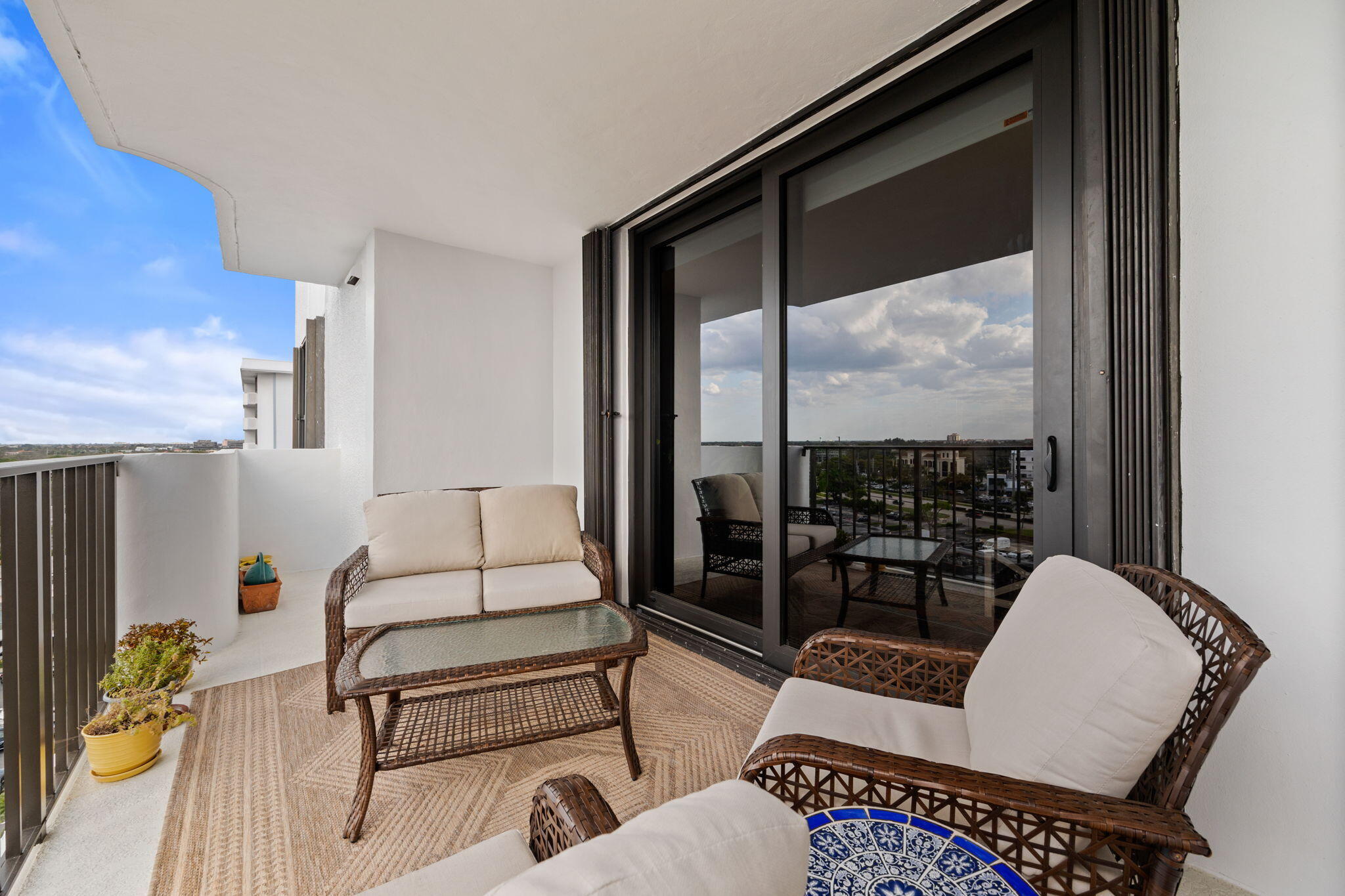 1200 Marine Way 807