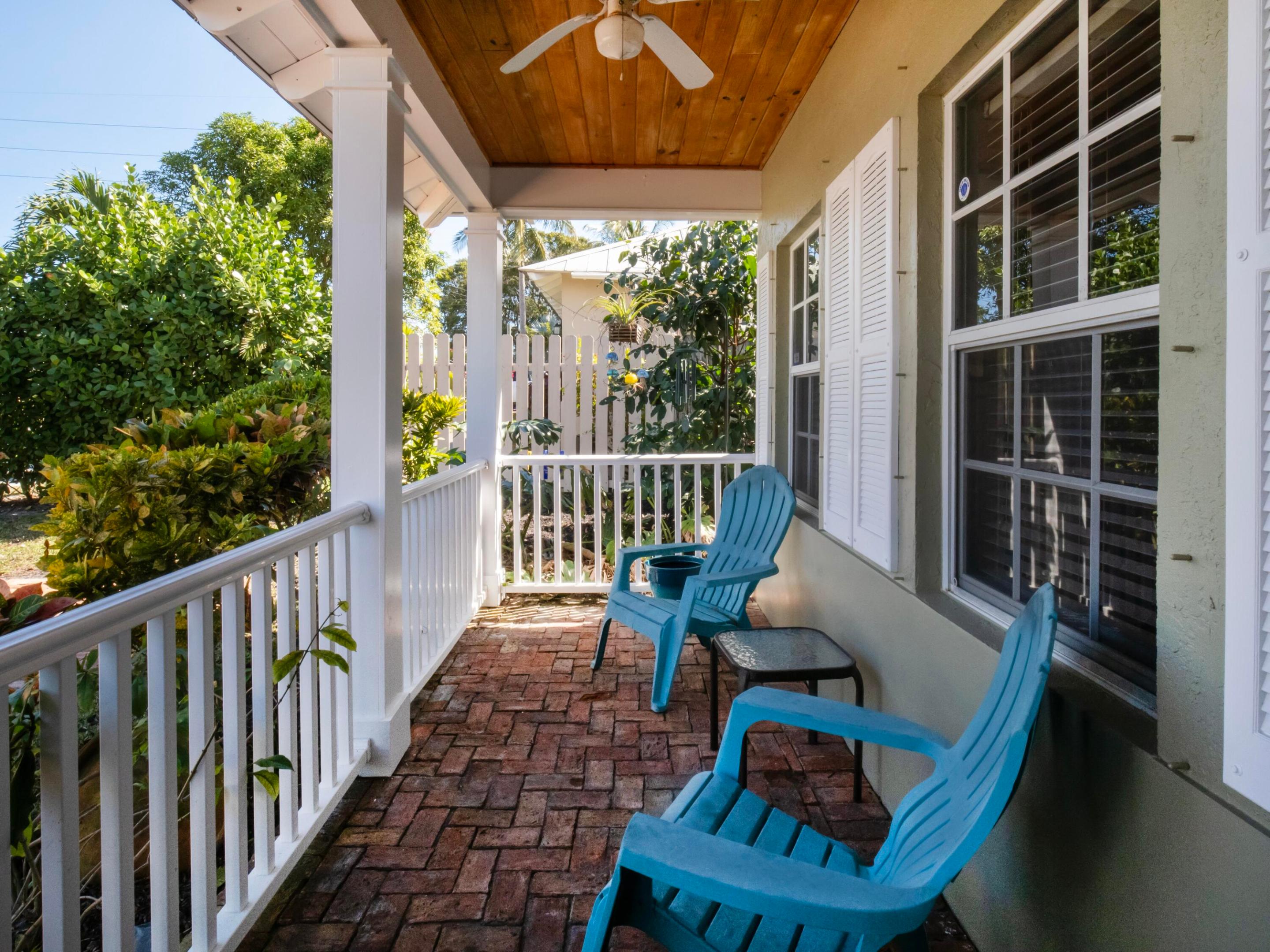 812 W Ocean Avenue