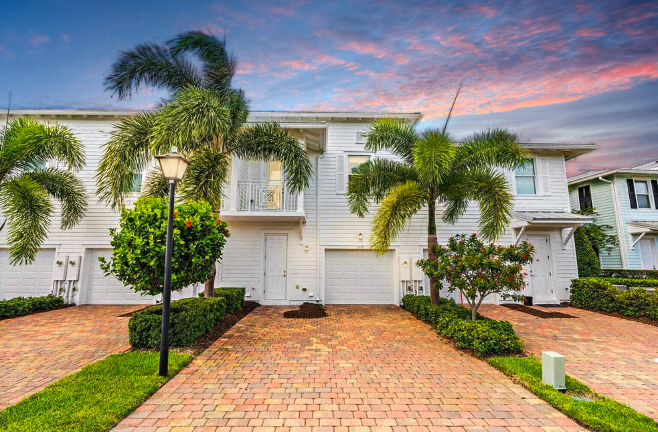 1176 S Community Drive