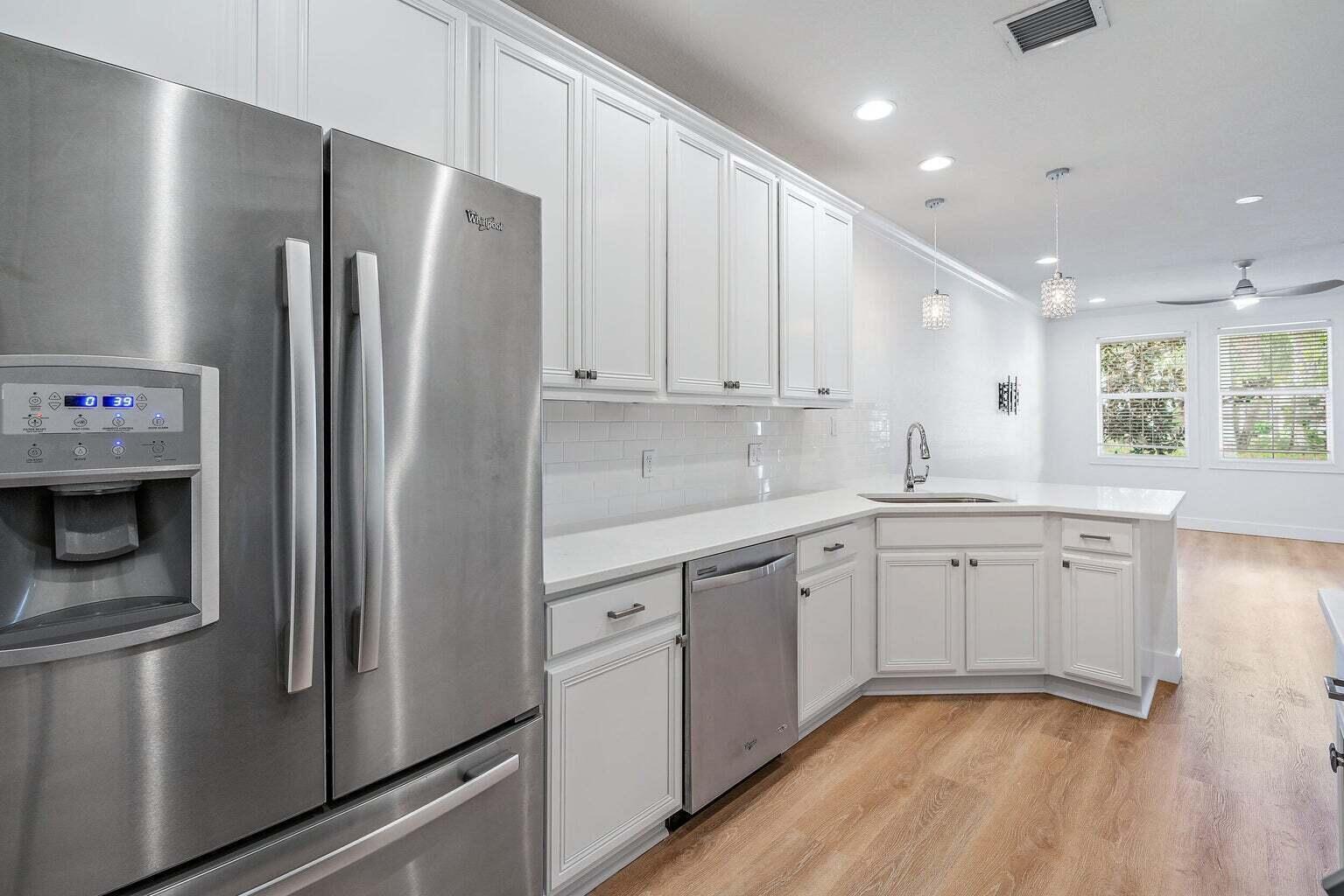 1176 S Community Drive