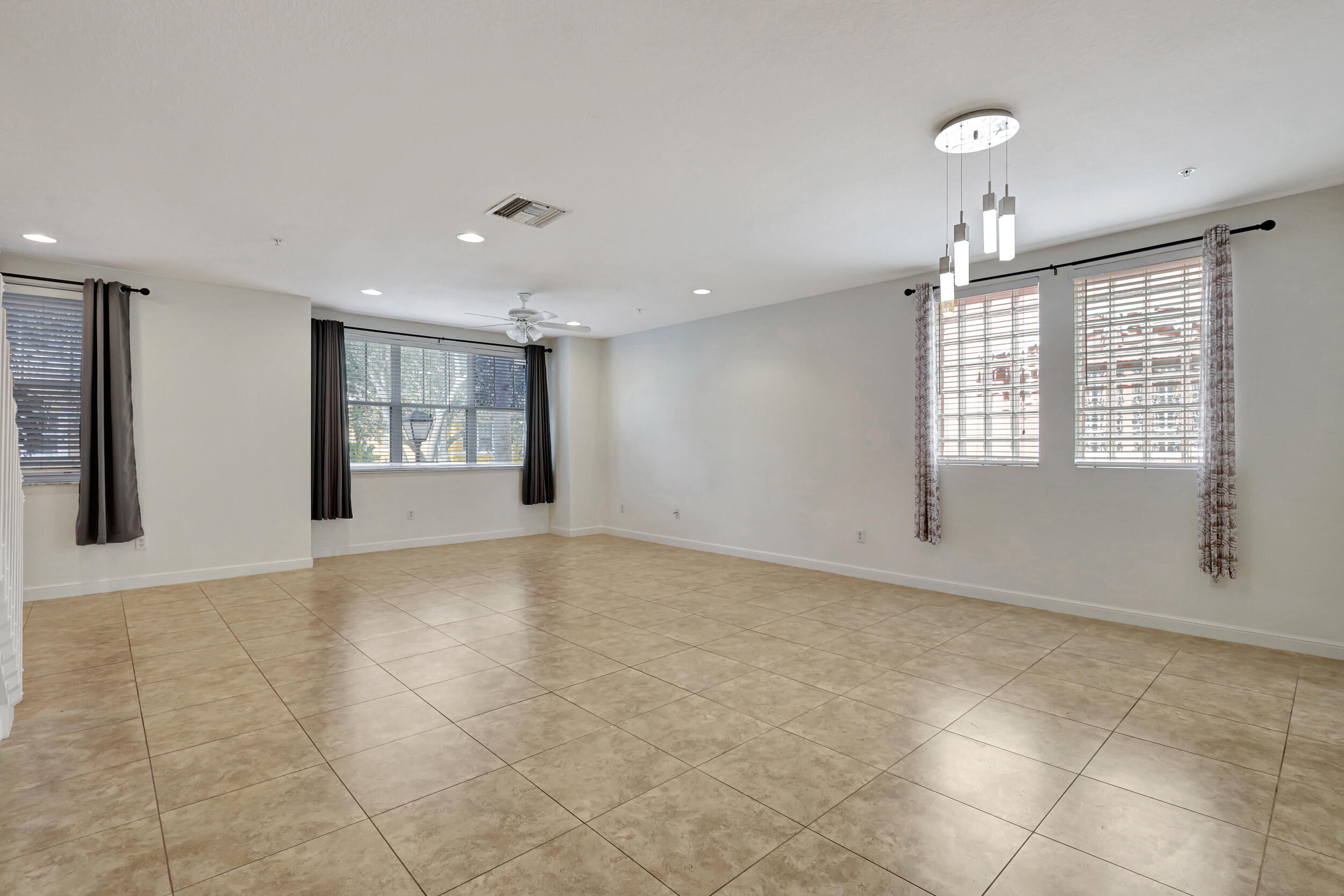 833 Millbrae Court 1, West Palm Beach Unit: 1