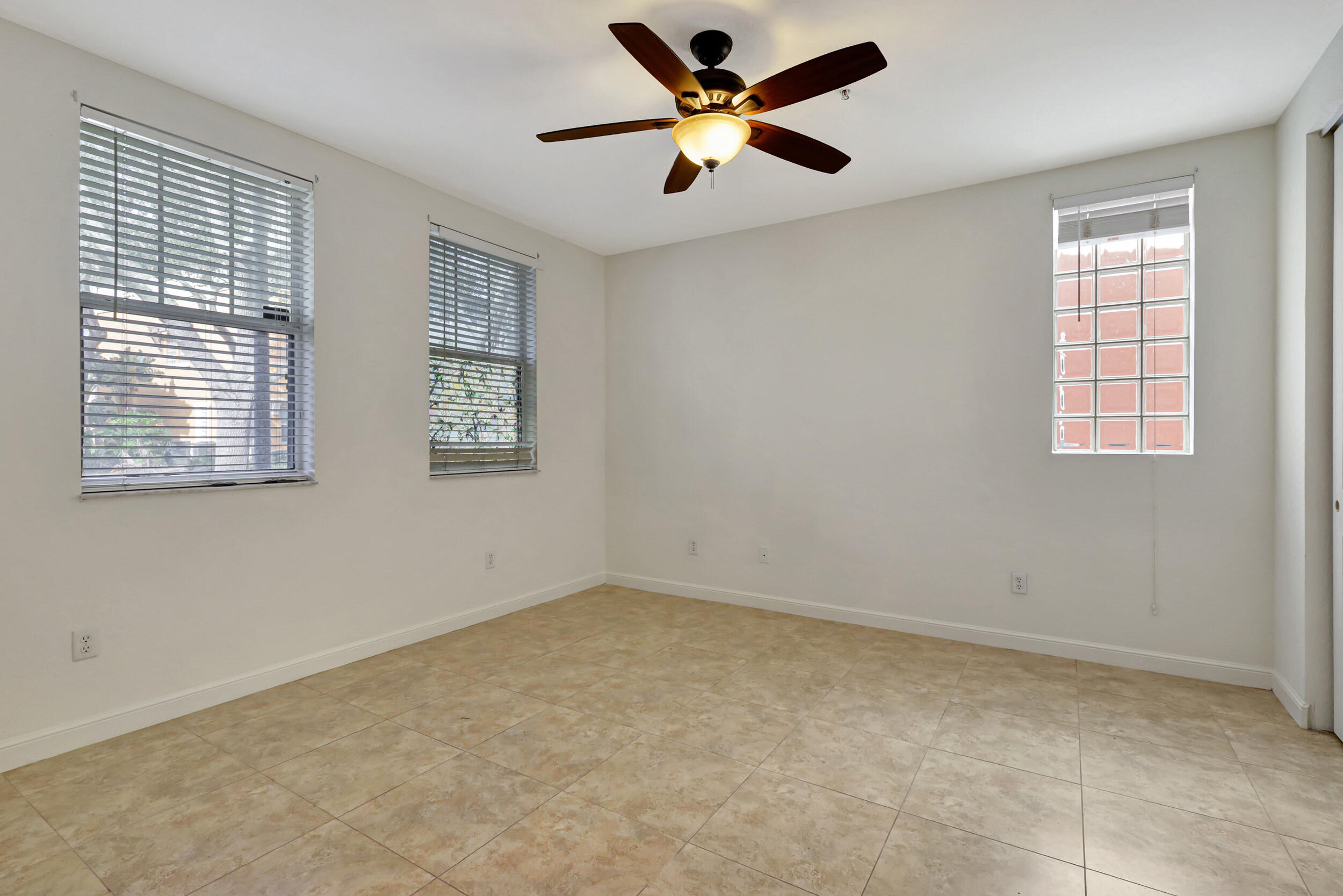 833 Millbrae Court 1, West Palm Beach Unit: 1