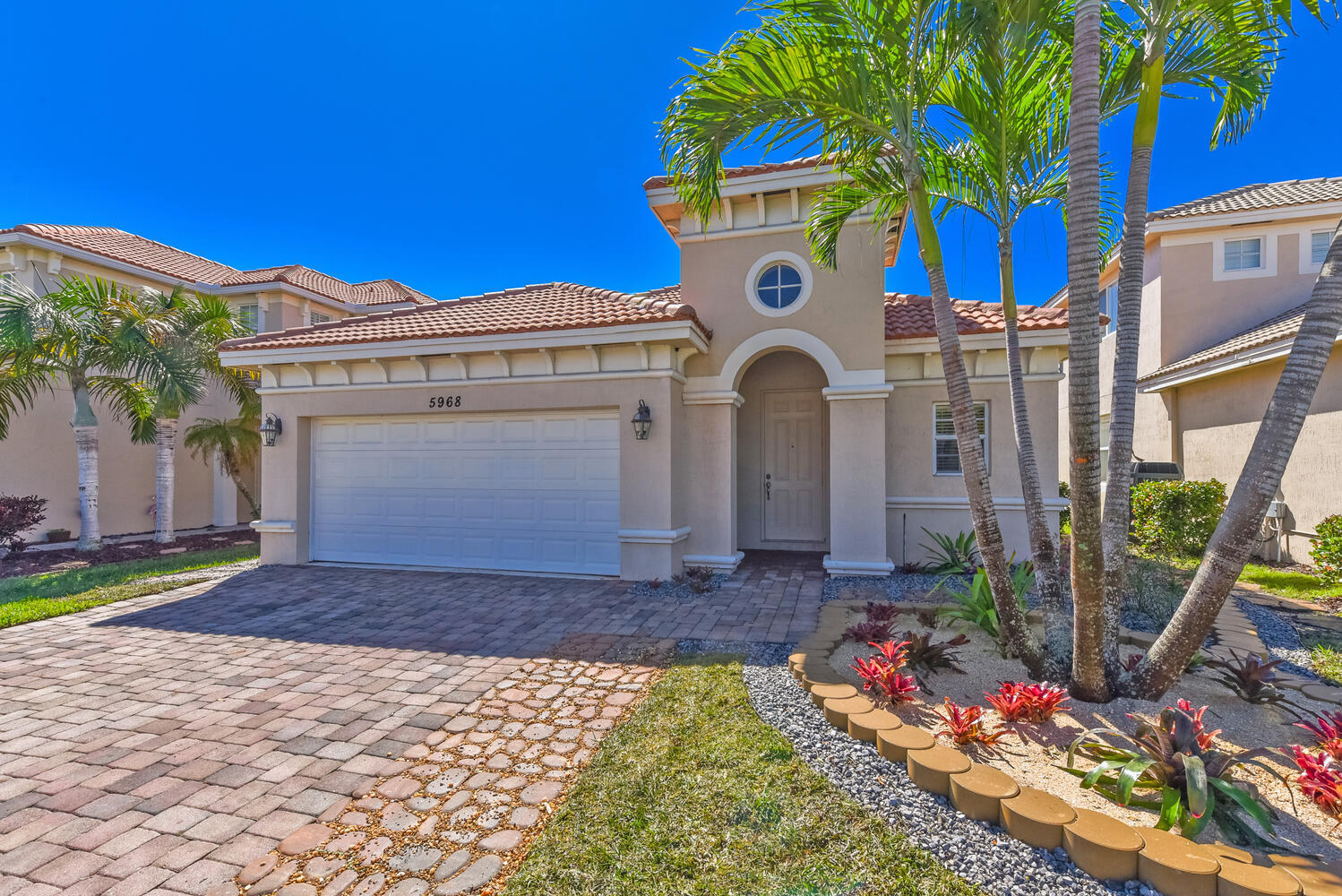 5968 SE Crooked Oak Avenue