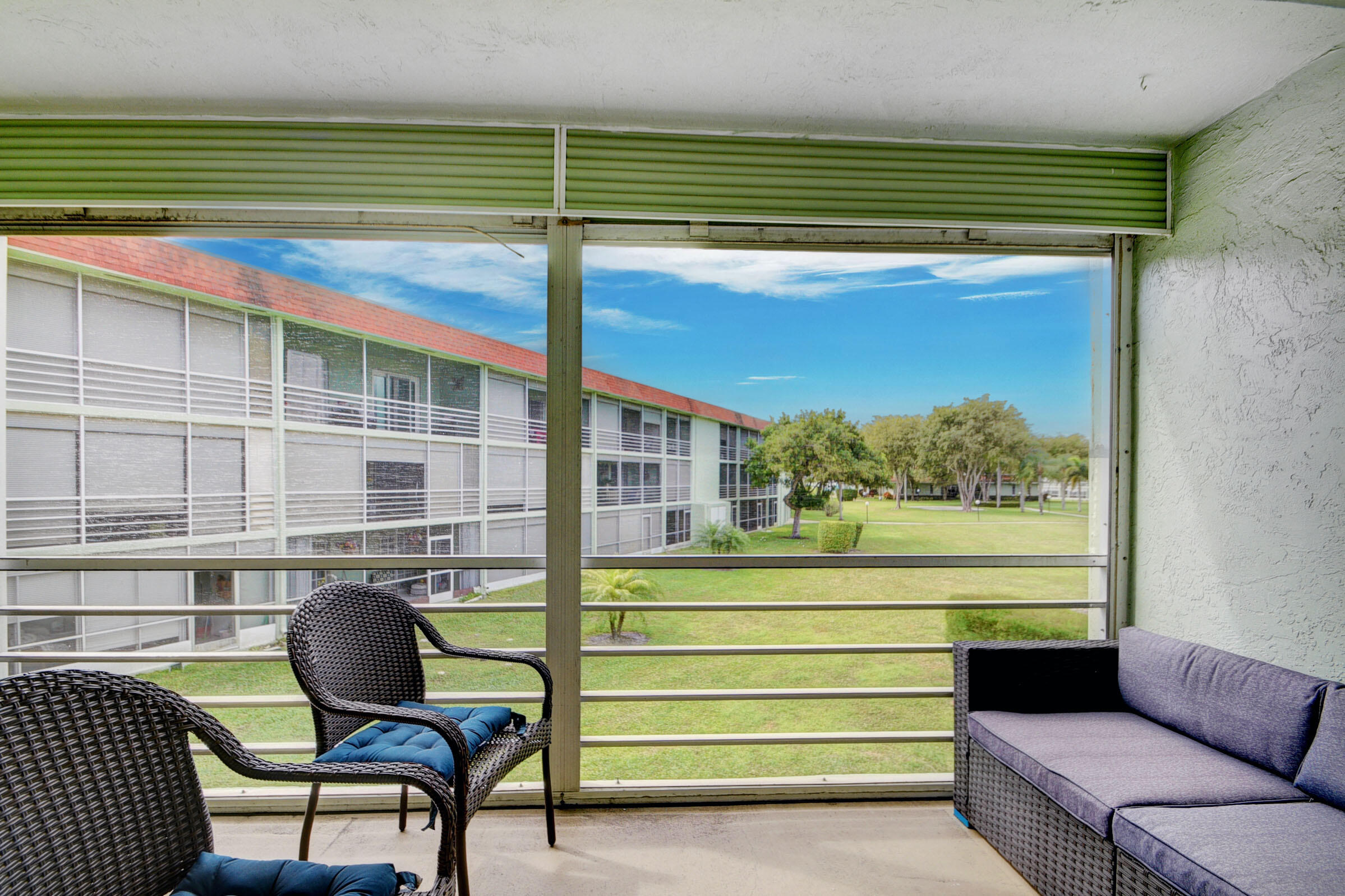 3200 Springdale Boulevard 204