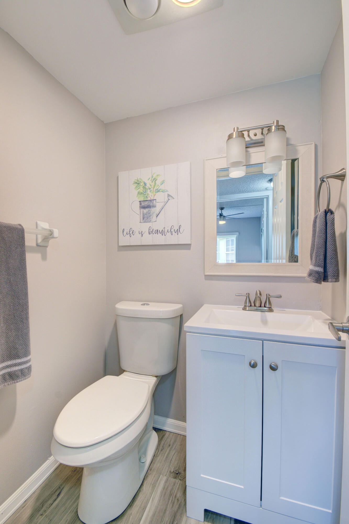 3200 Springdale Boulevard 204