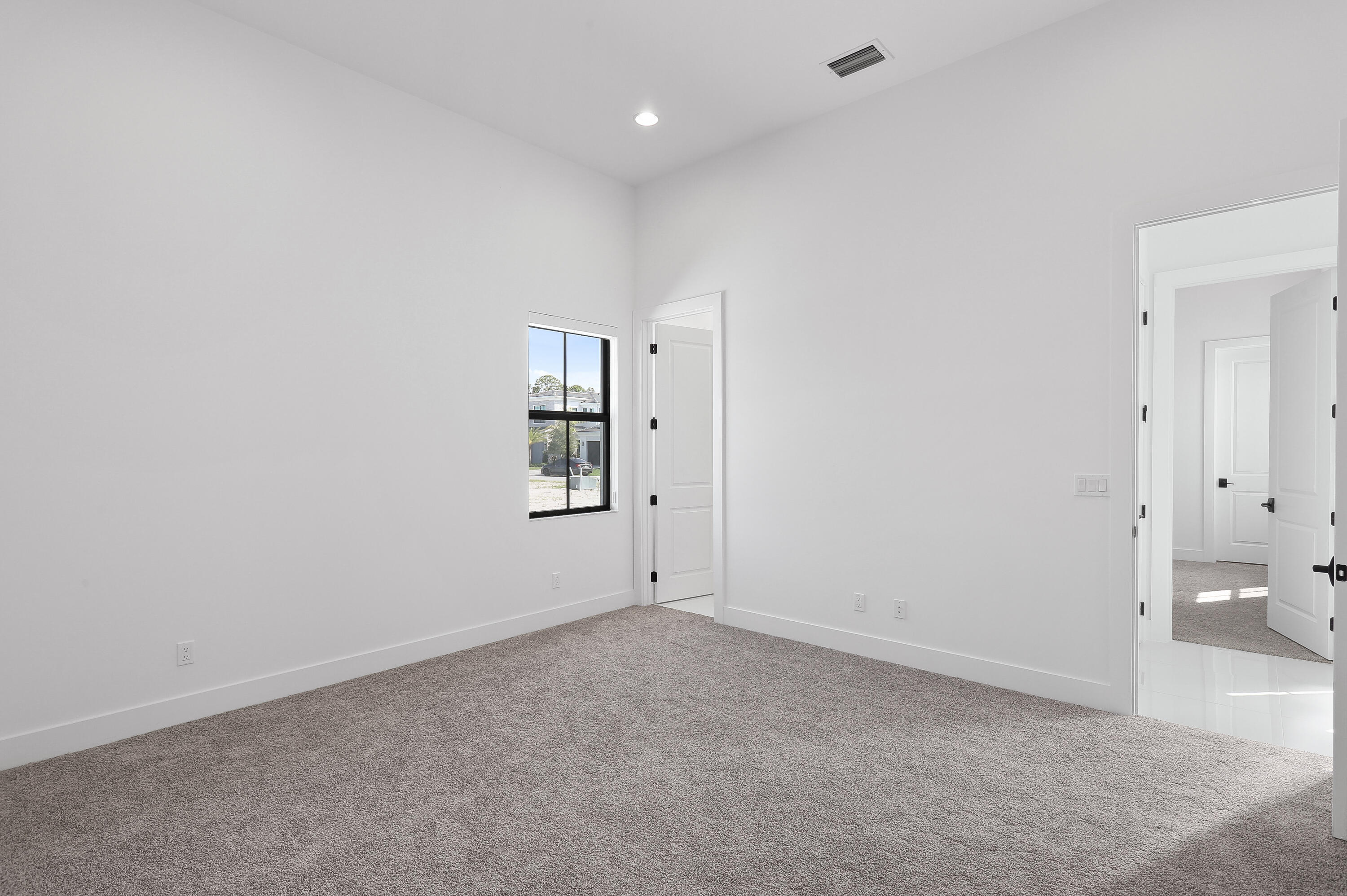 13143 Artisan Circle