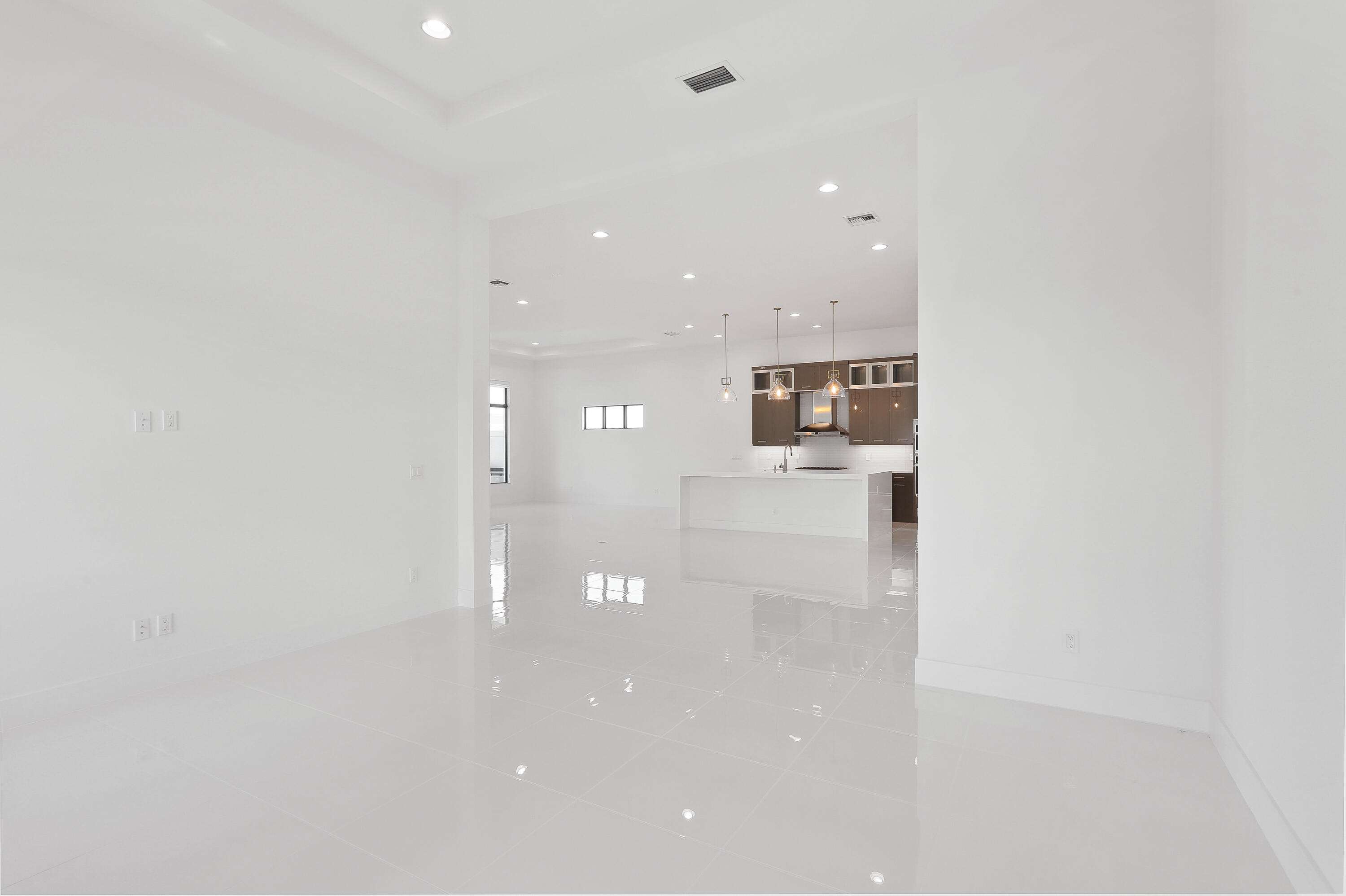 13143 Artisan Circle