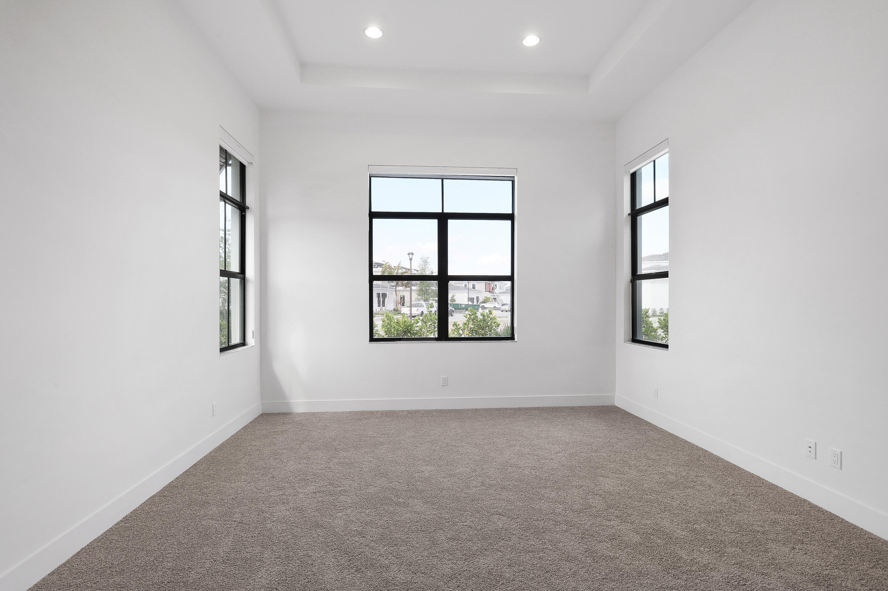 13143 Artisan Circle