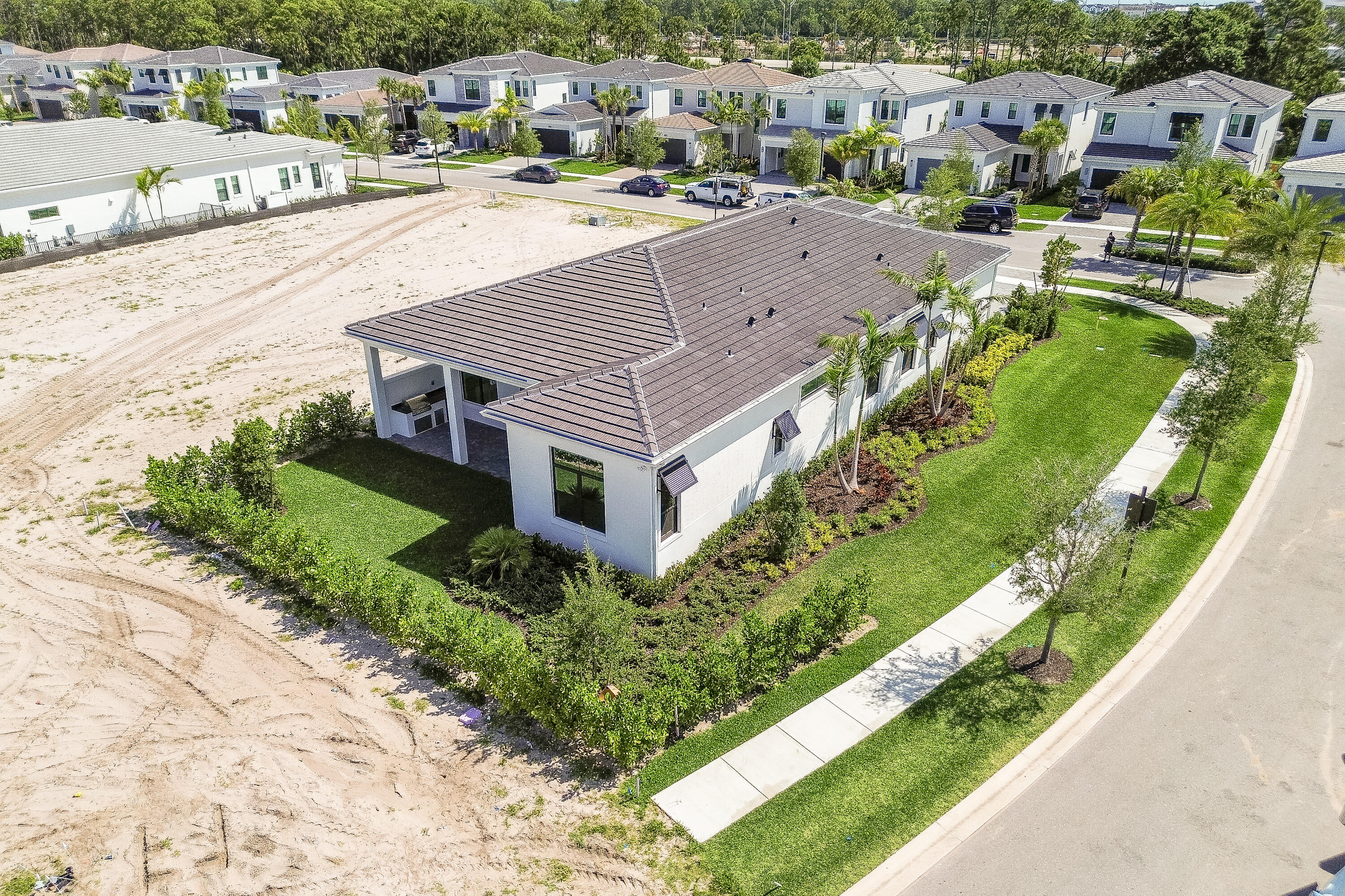 13143 Artisan Circle