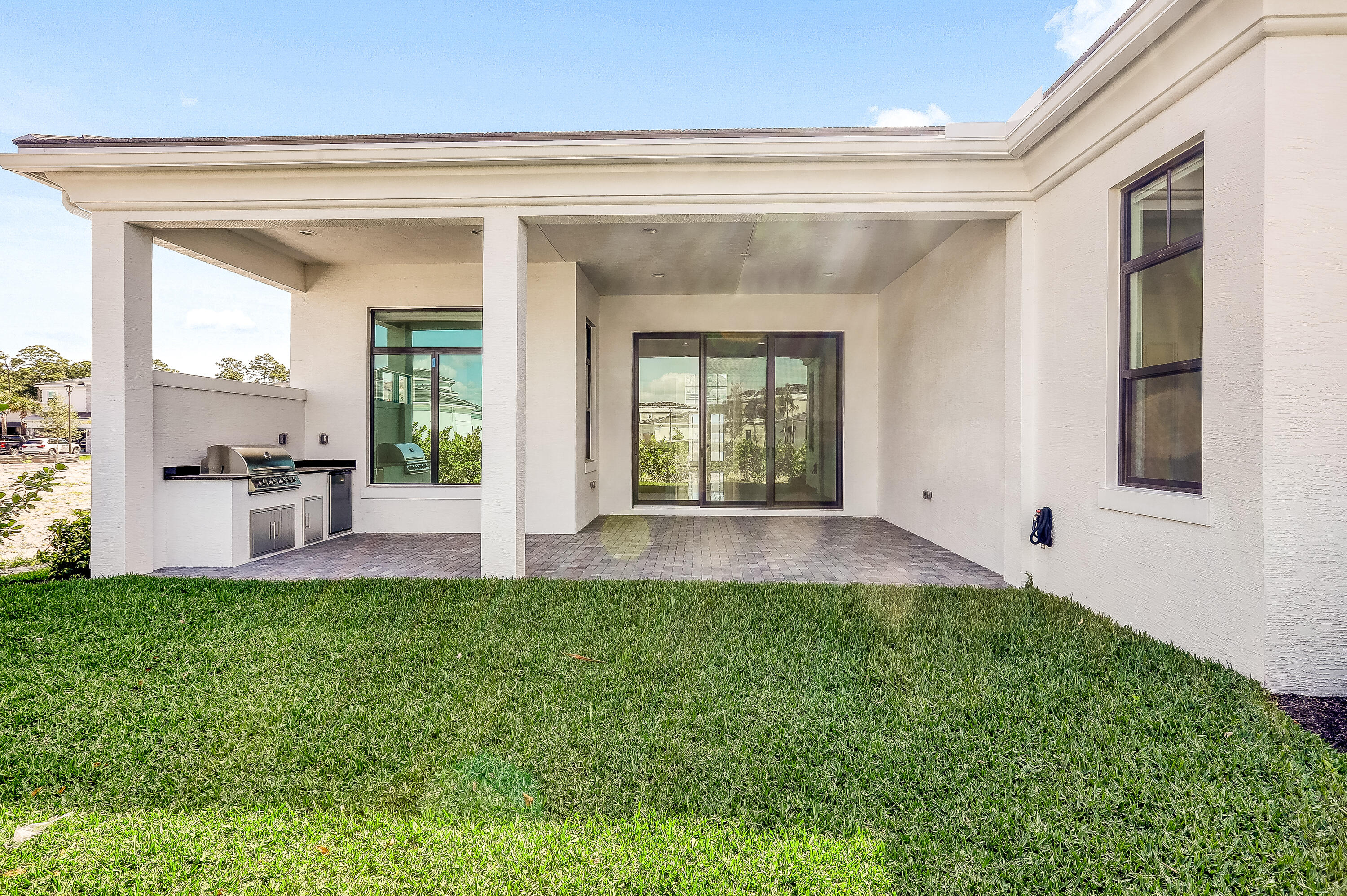 13143 Artisan Circle