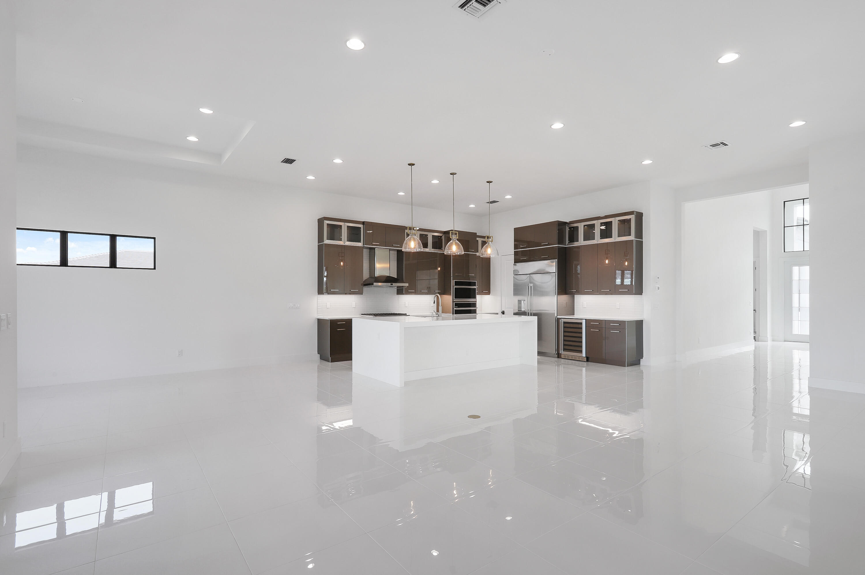 13143 Artisan Circle