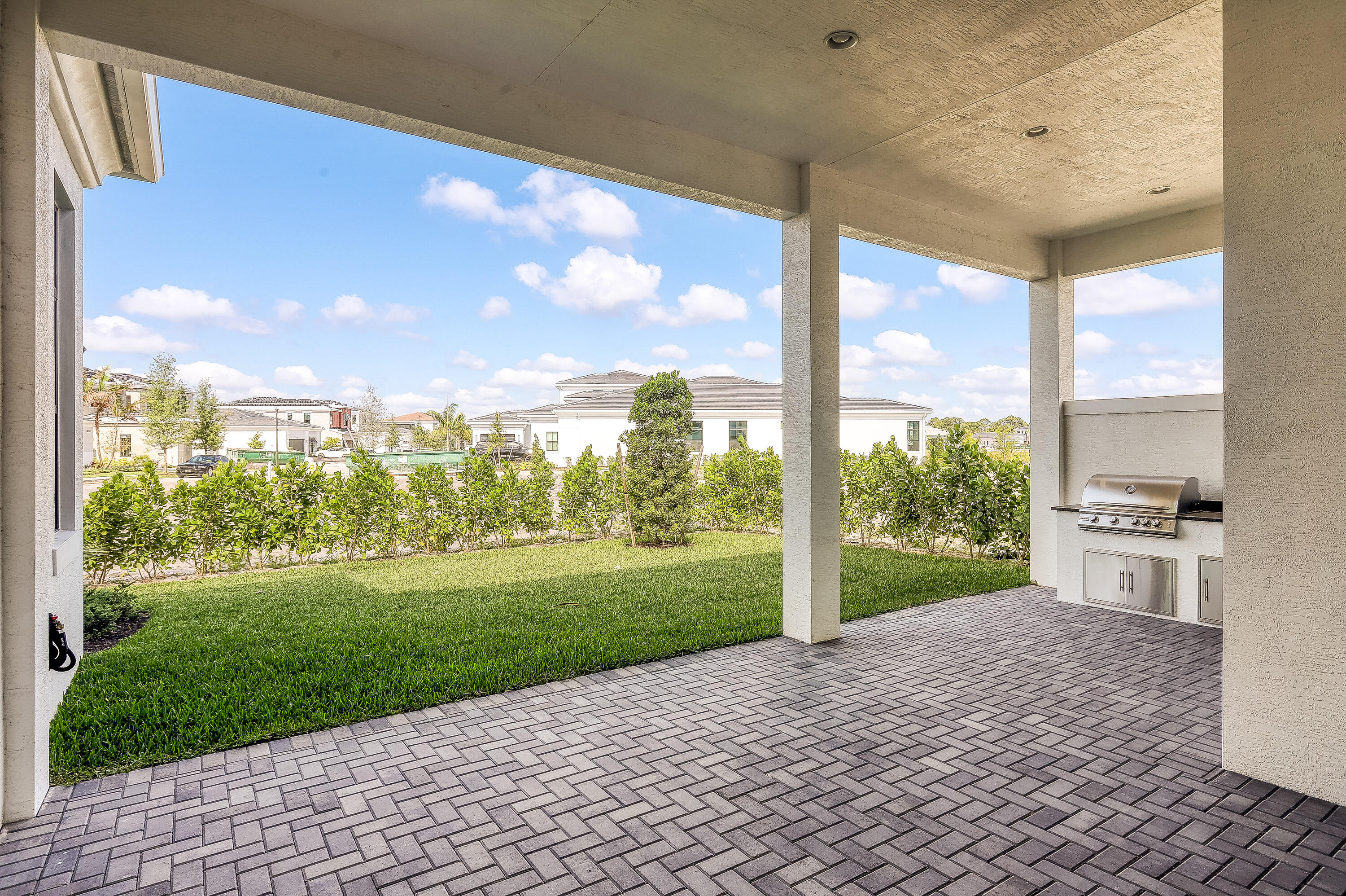 13143 Artisan Circle