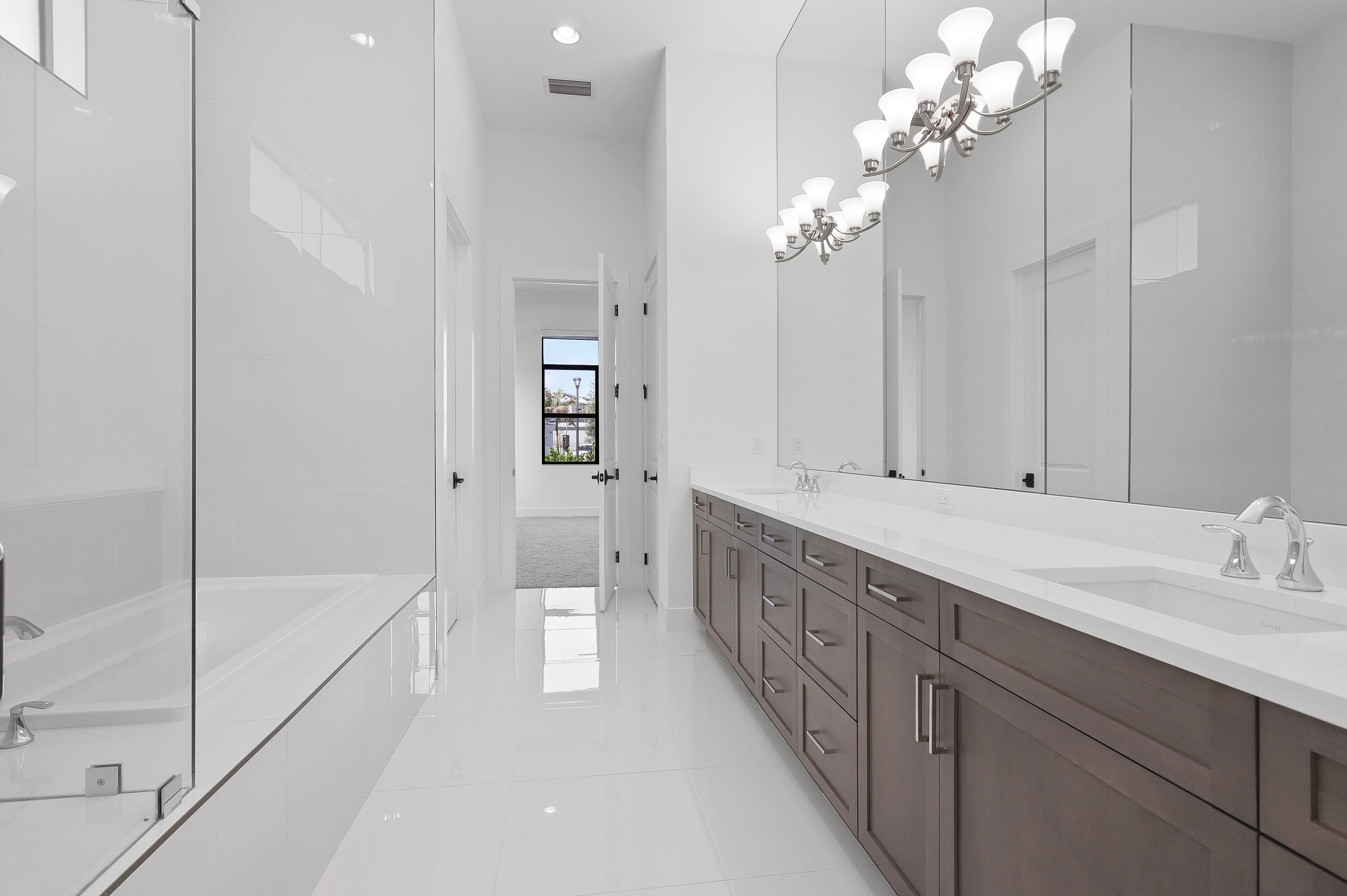 13143 Artisan Circle