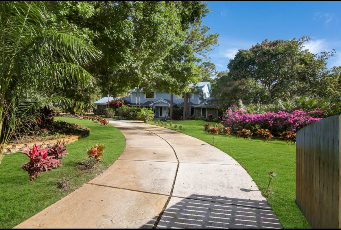 12288 165th Road N
