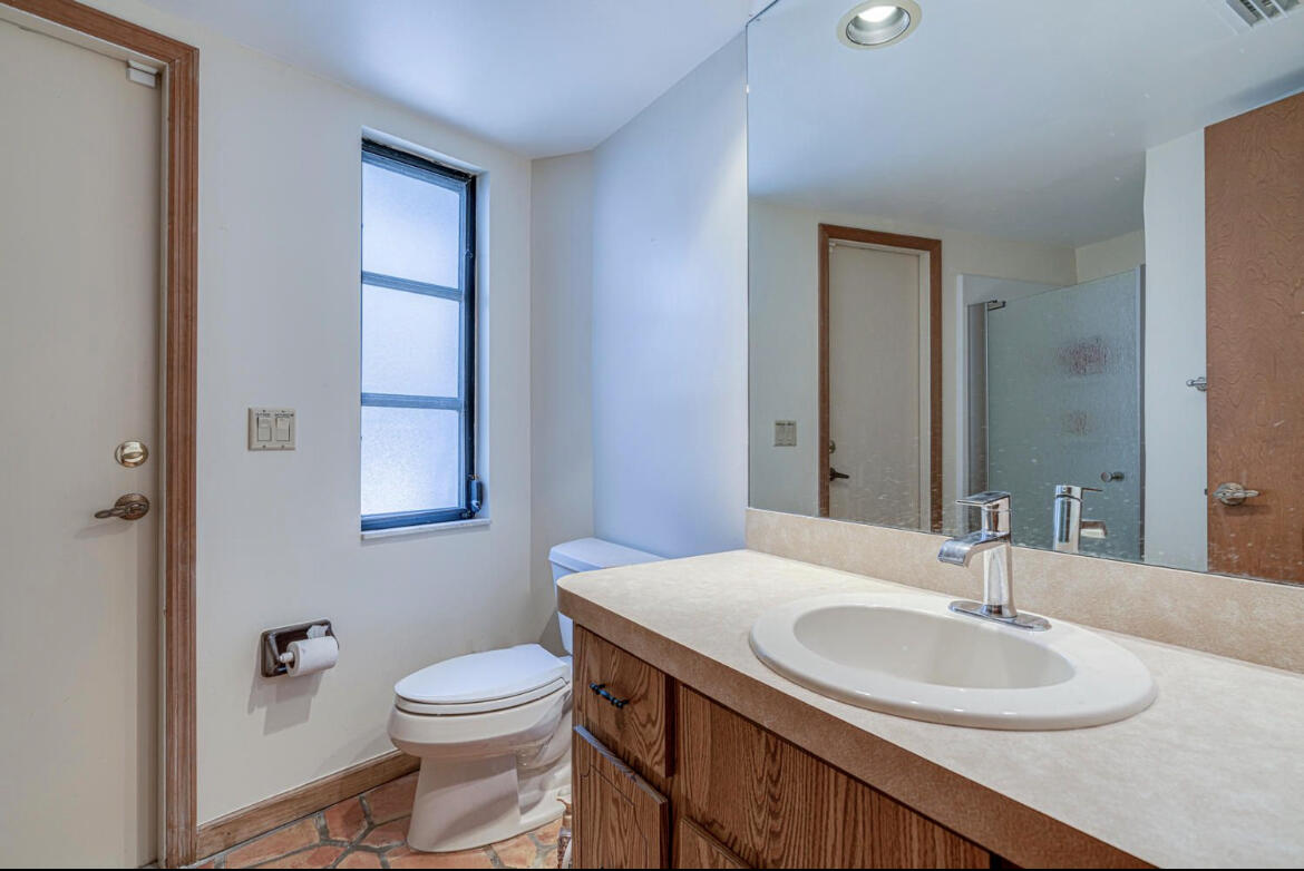 12288 165th Road N
