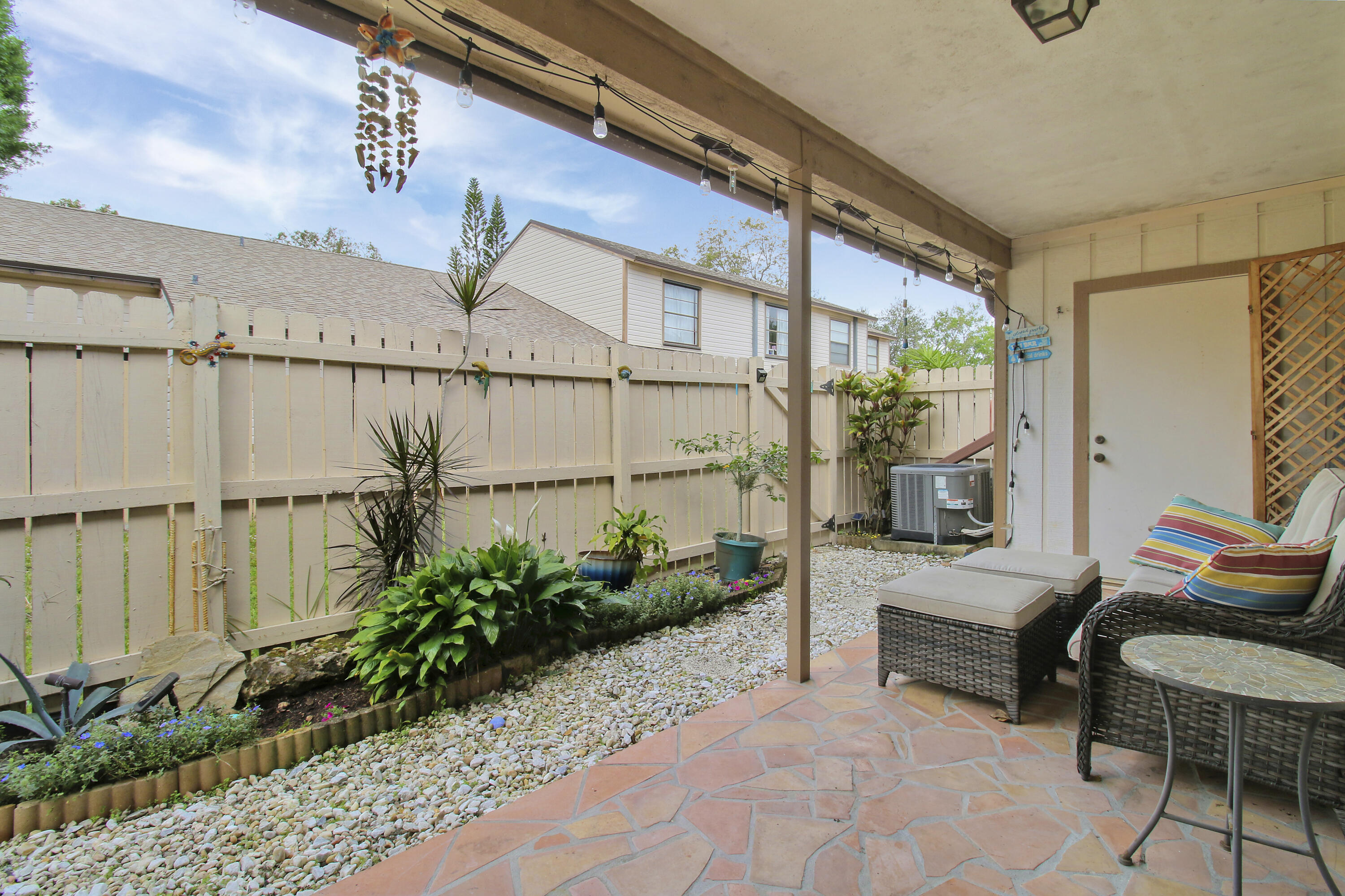128 Sherwood Circle 13d