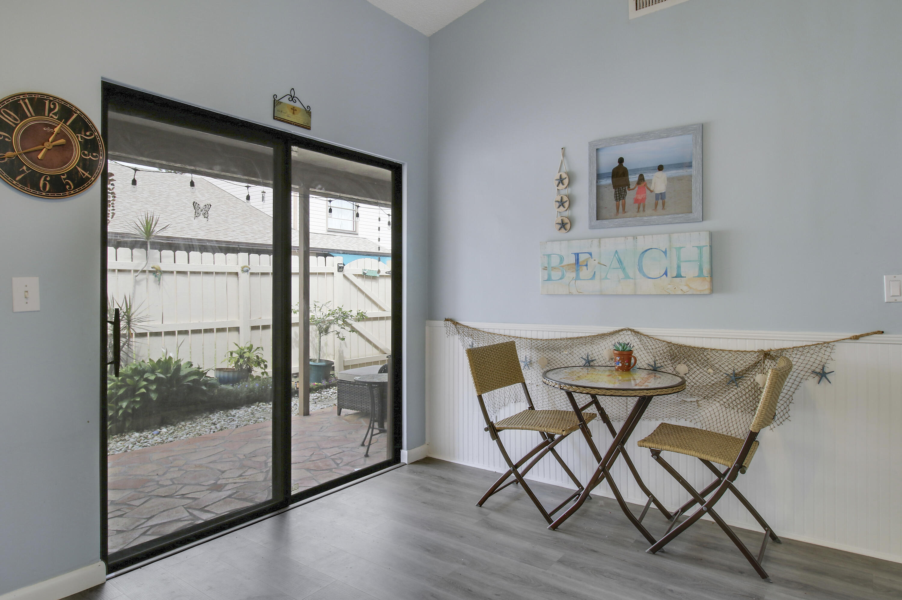 128 Sherwood Circle 13d