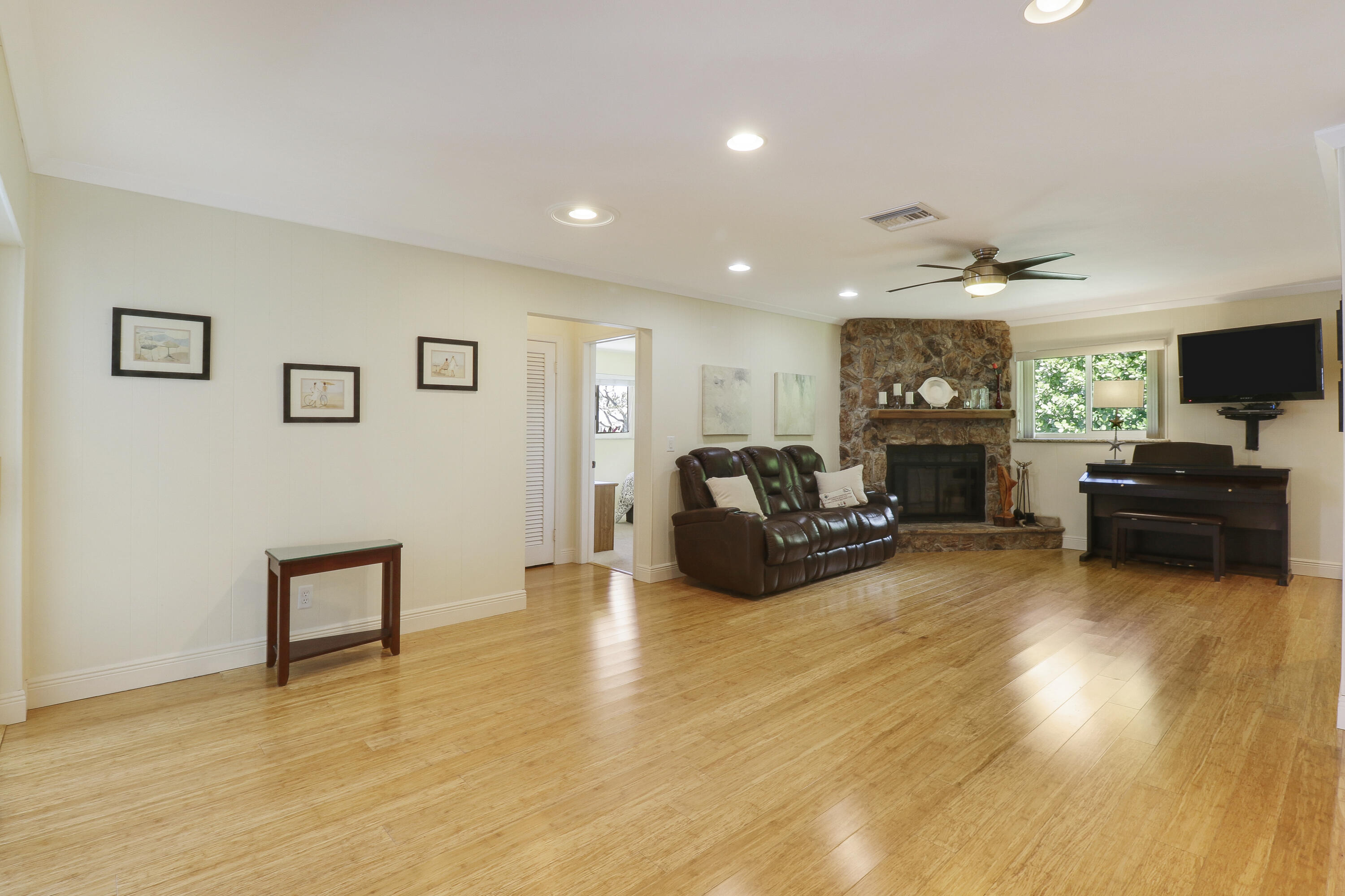 147 Gulfstream Drive