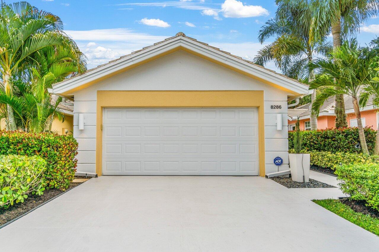 8286 Old Forest Road, Palm Beach Gardens