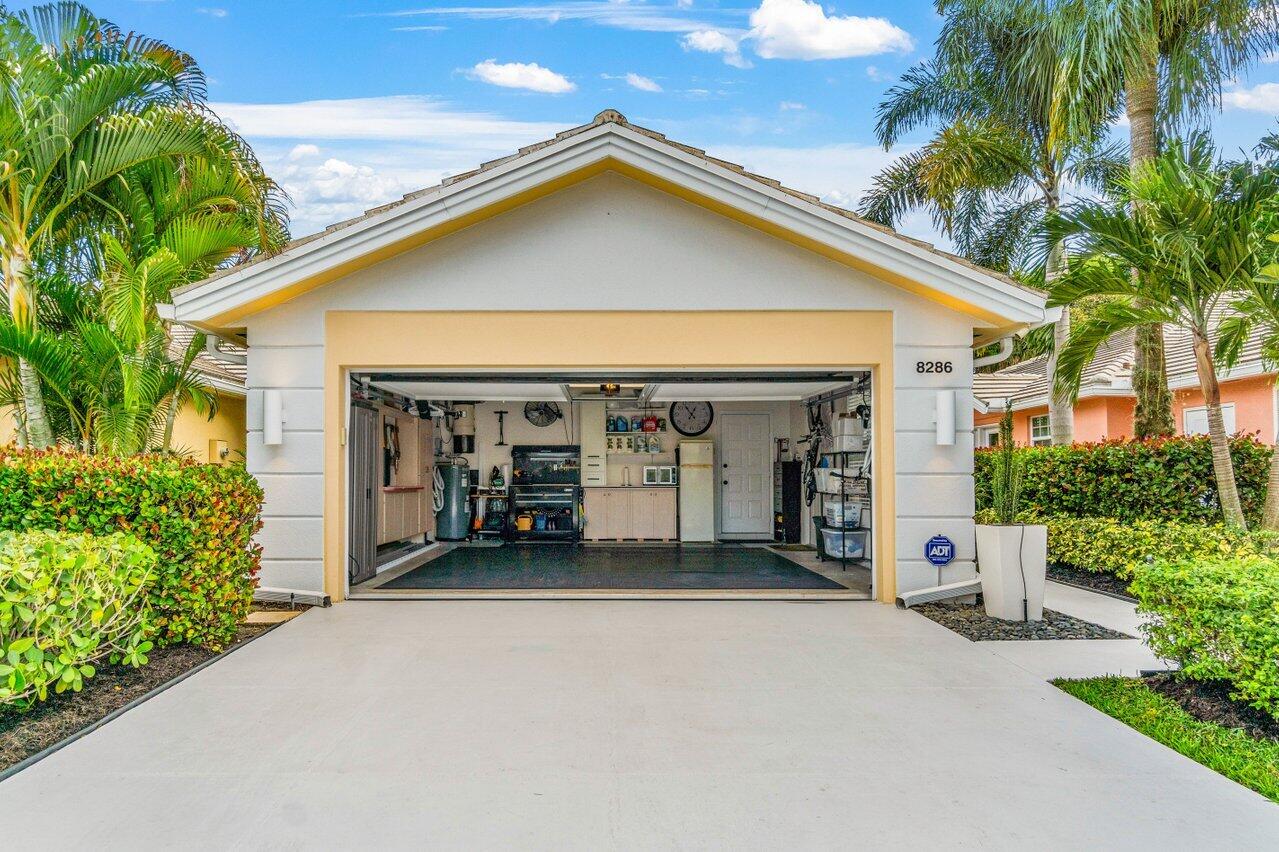 8286 Old Forest Road, Palm Beach Gardens