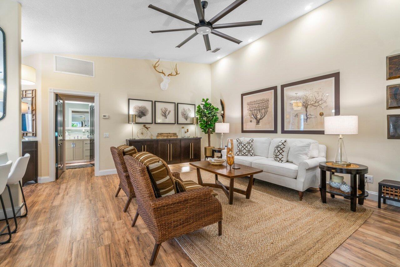 8286 Old Forest Road, Palm Beach Gardens